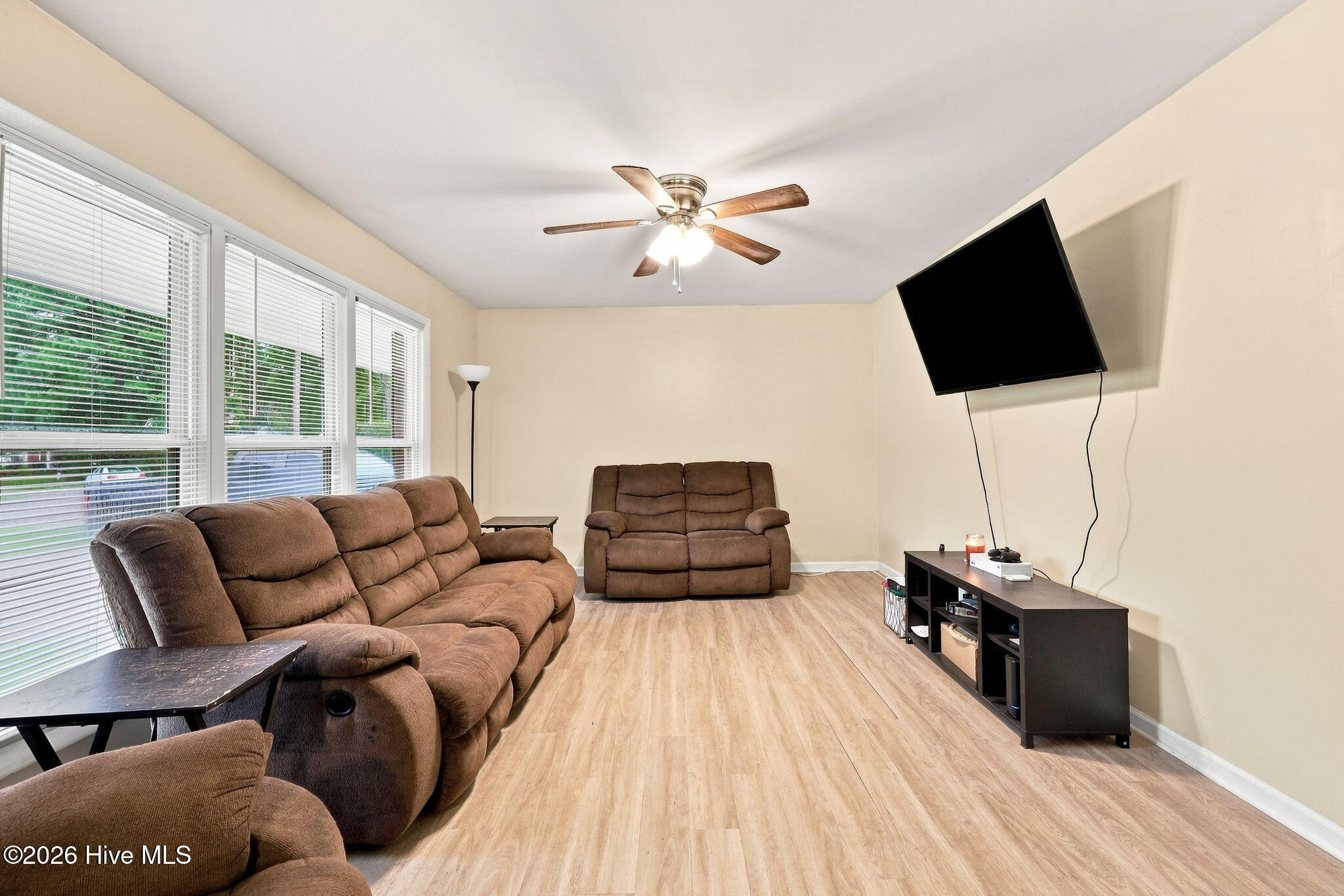 106 Stratford Road Property Photo 33