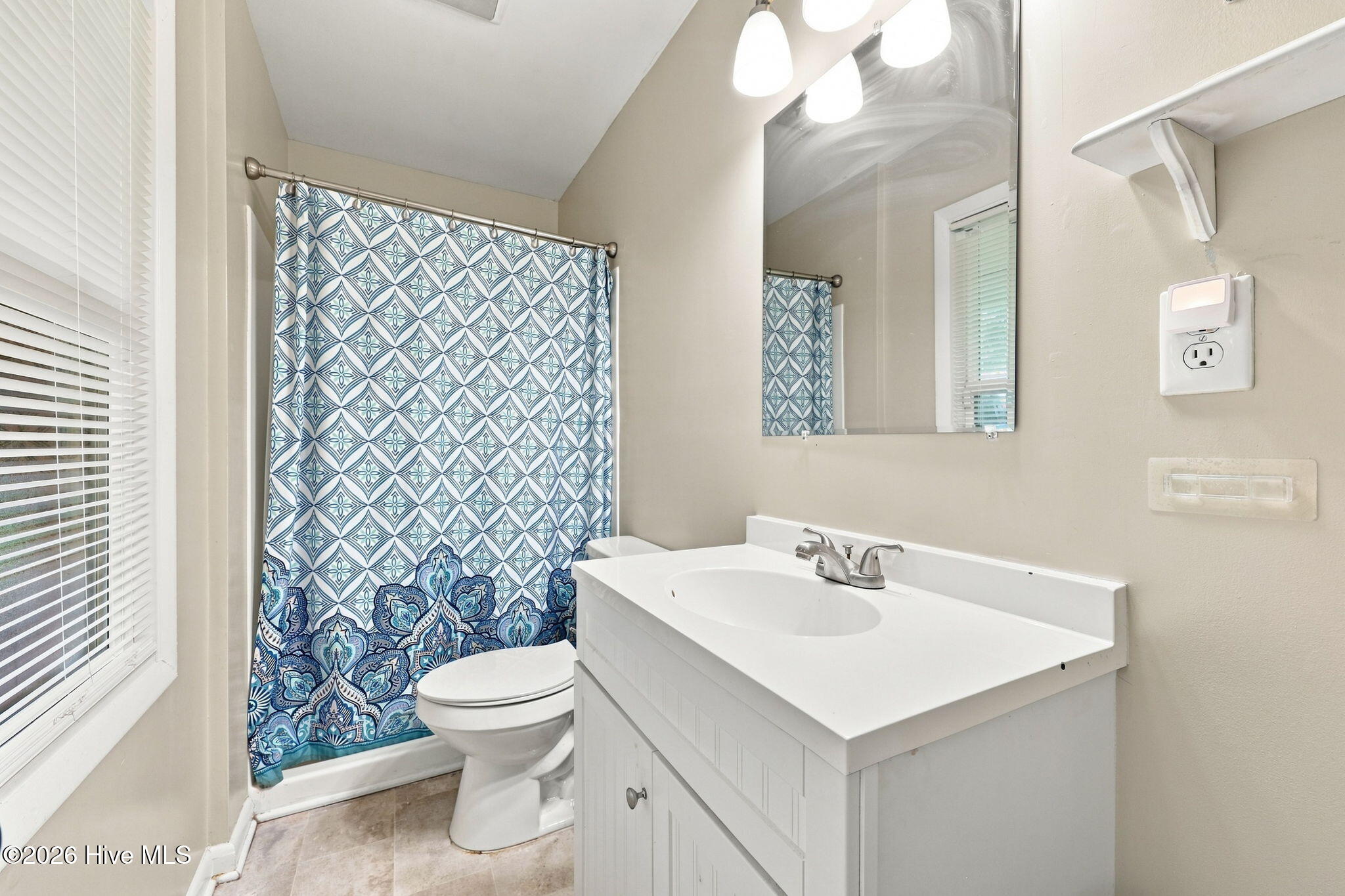 106 Stratford Road Property Photo 44