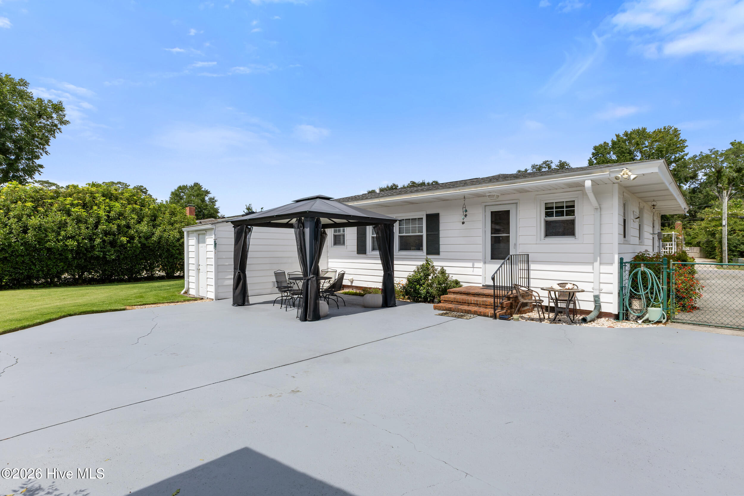 2302 Camellia Drive Property Photo 28