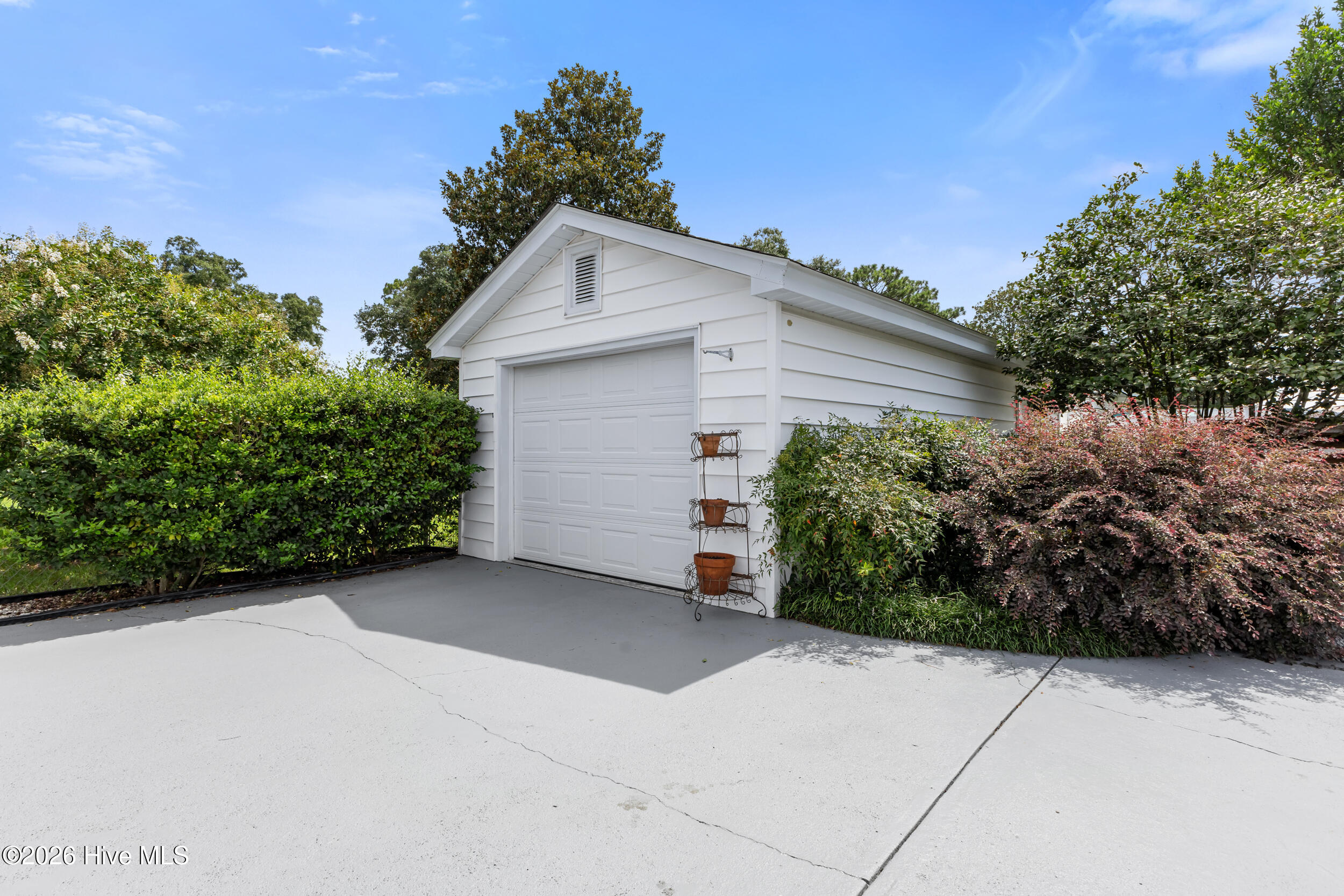2302 Camellia Drive Property Photo 31