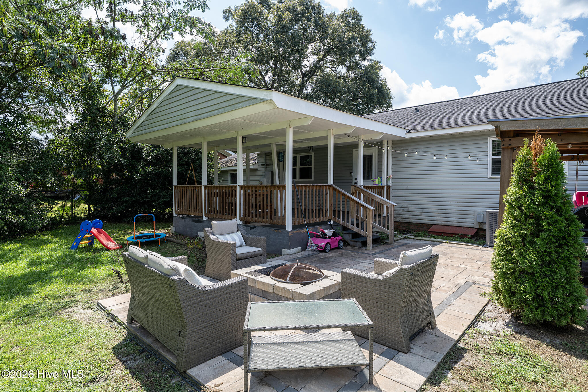 144 Bryan Boulevard Property Photo 4