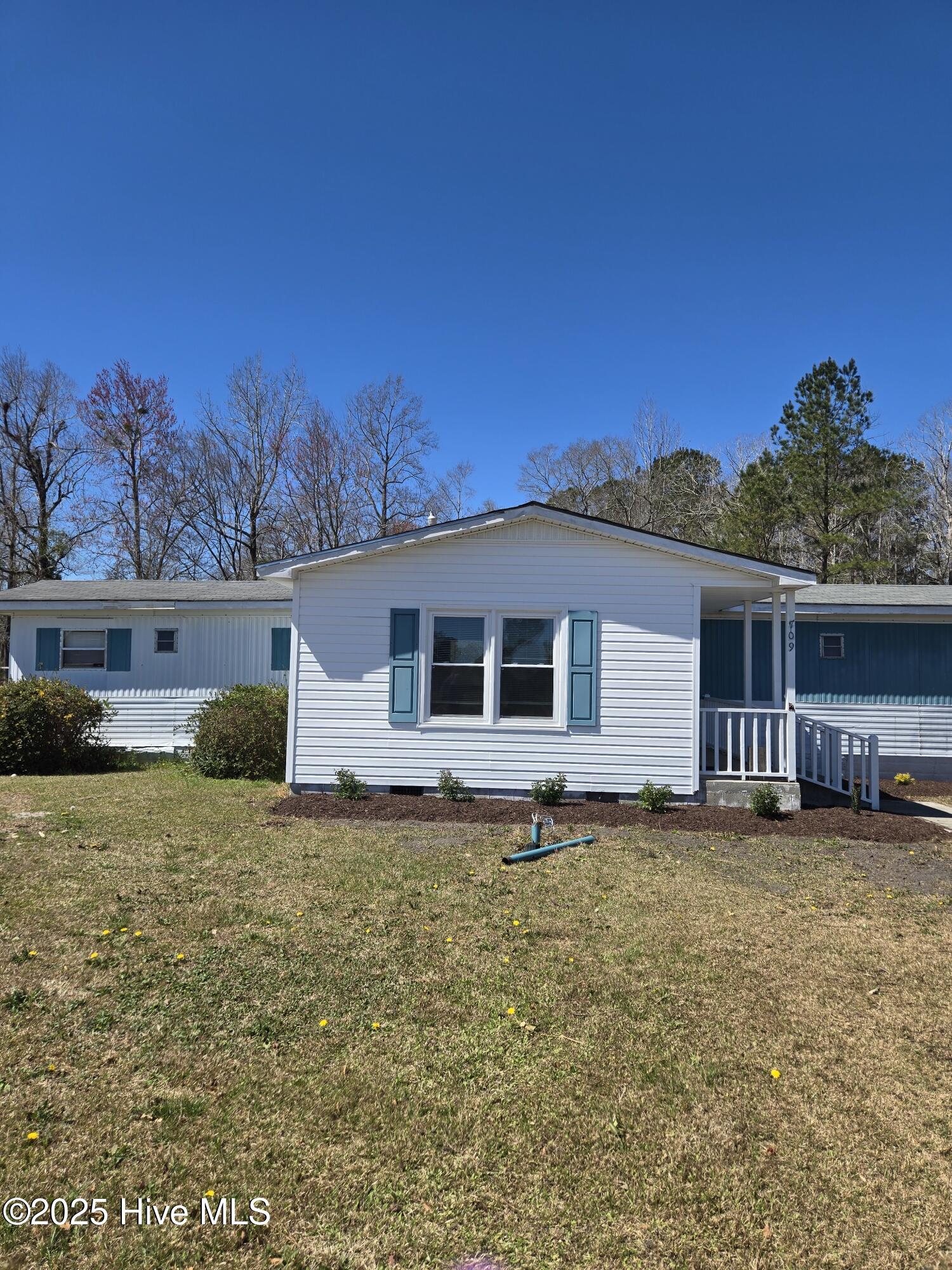 709 Jim Blake Road Property Photo 1