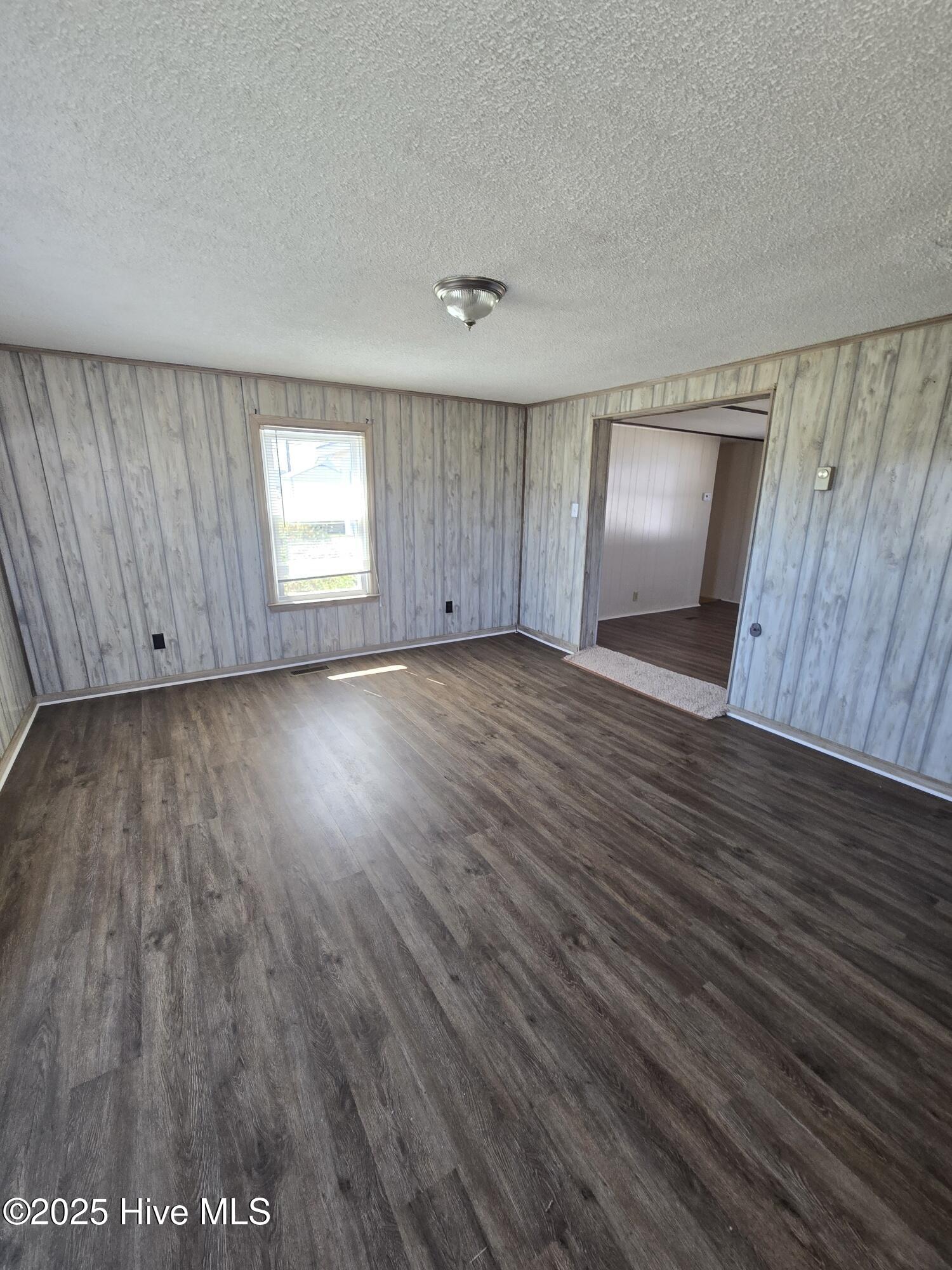 709 Jim Blake Road Property Photo 3