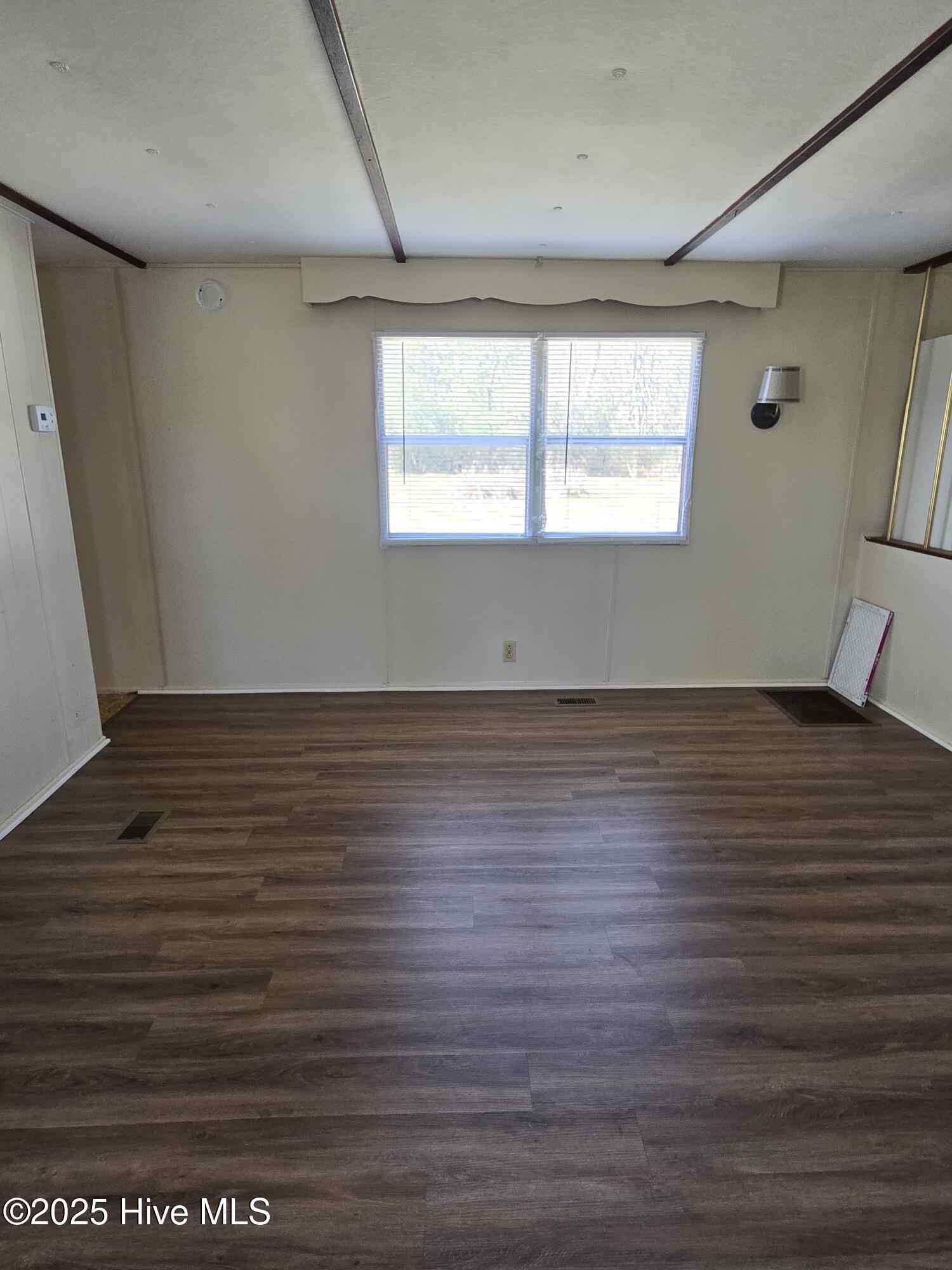 709 Jim Blake Road Property Photo 6