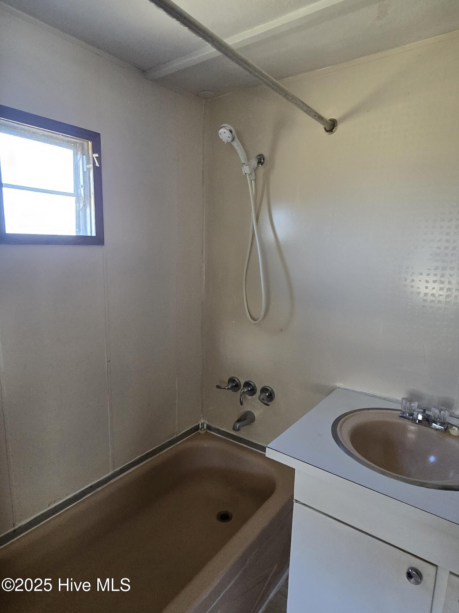 709 Jim Blake Road Property Photo 15