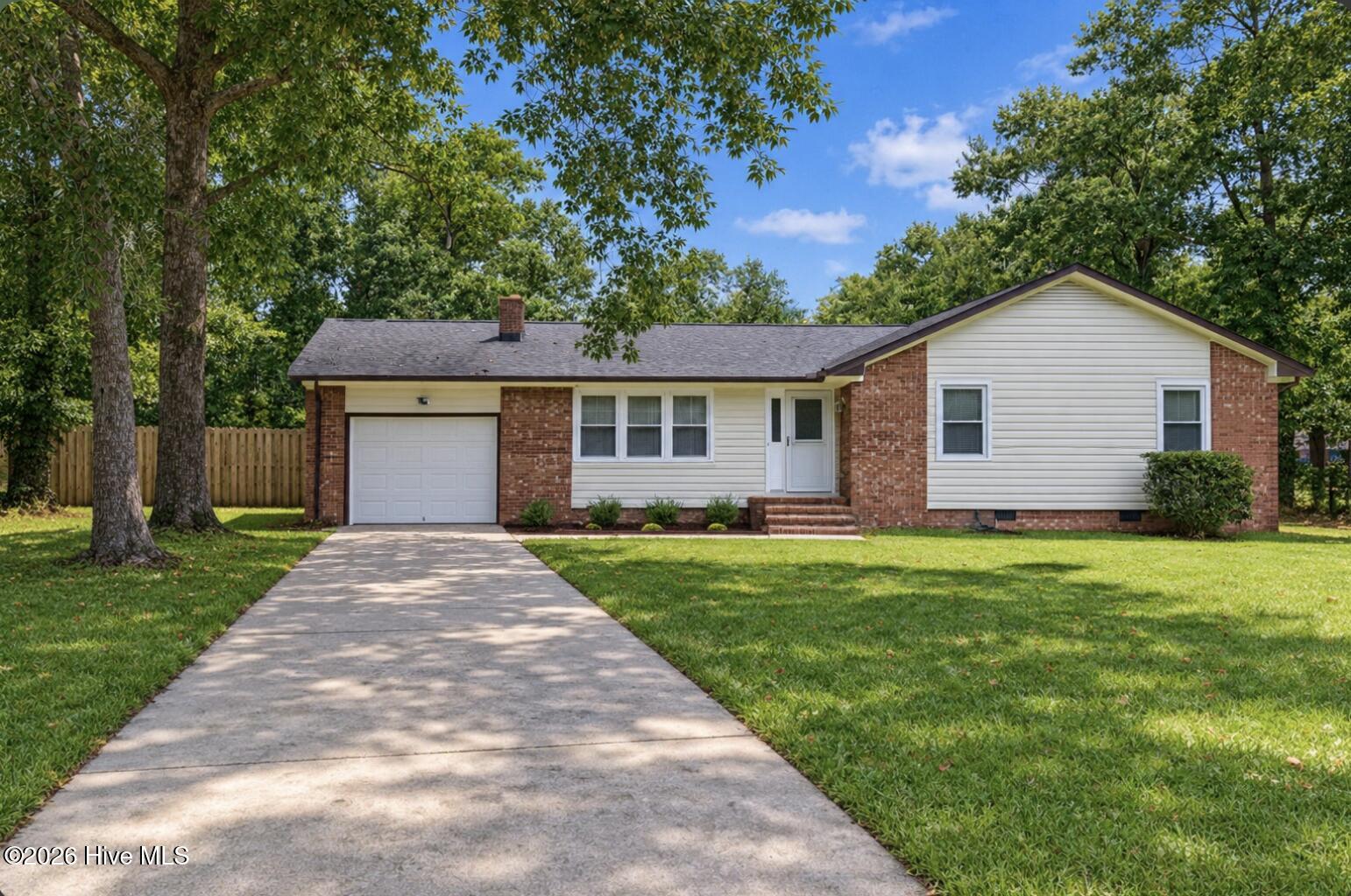 1005 Stillwood Circle Property Photo 1
