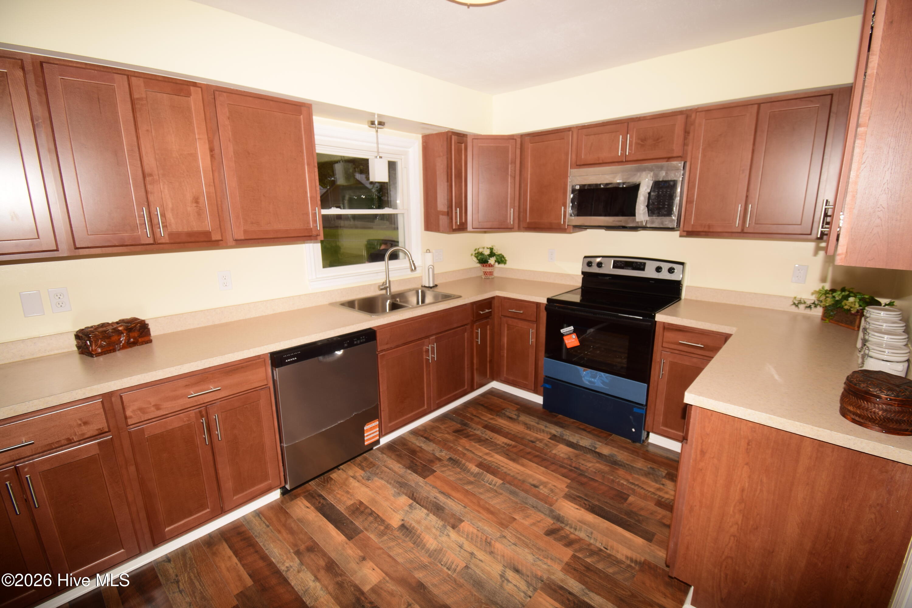 1005 Stillwood Circle Property Photo 11