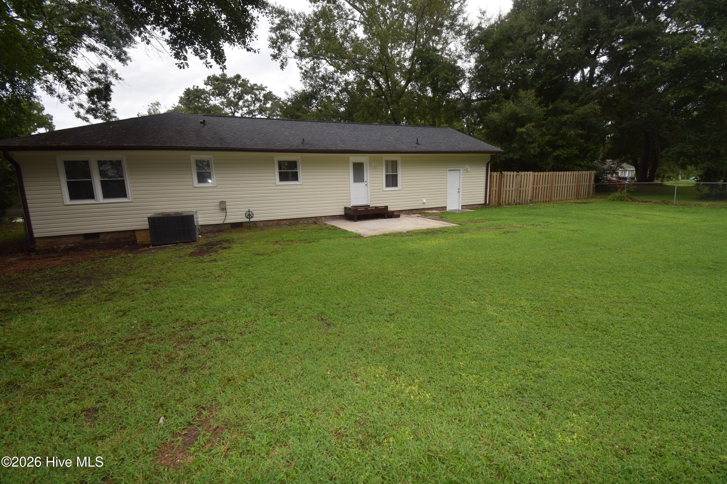 1005 Stillwood Circle Property Photo 35