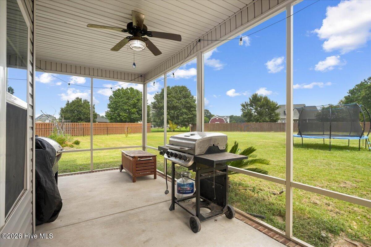 102 Riviera Court Property Photo 20