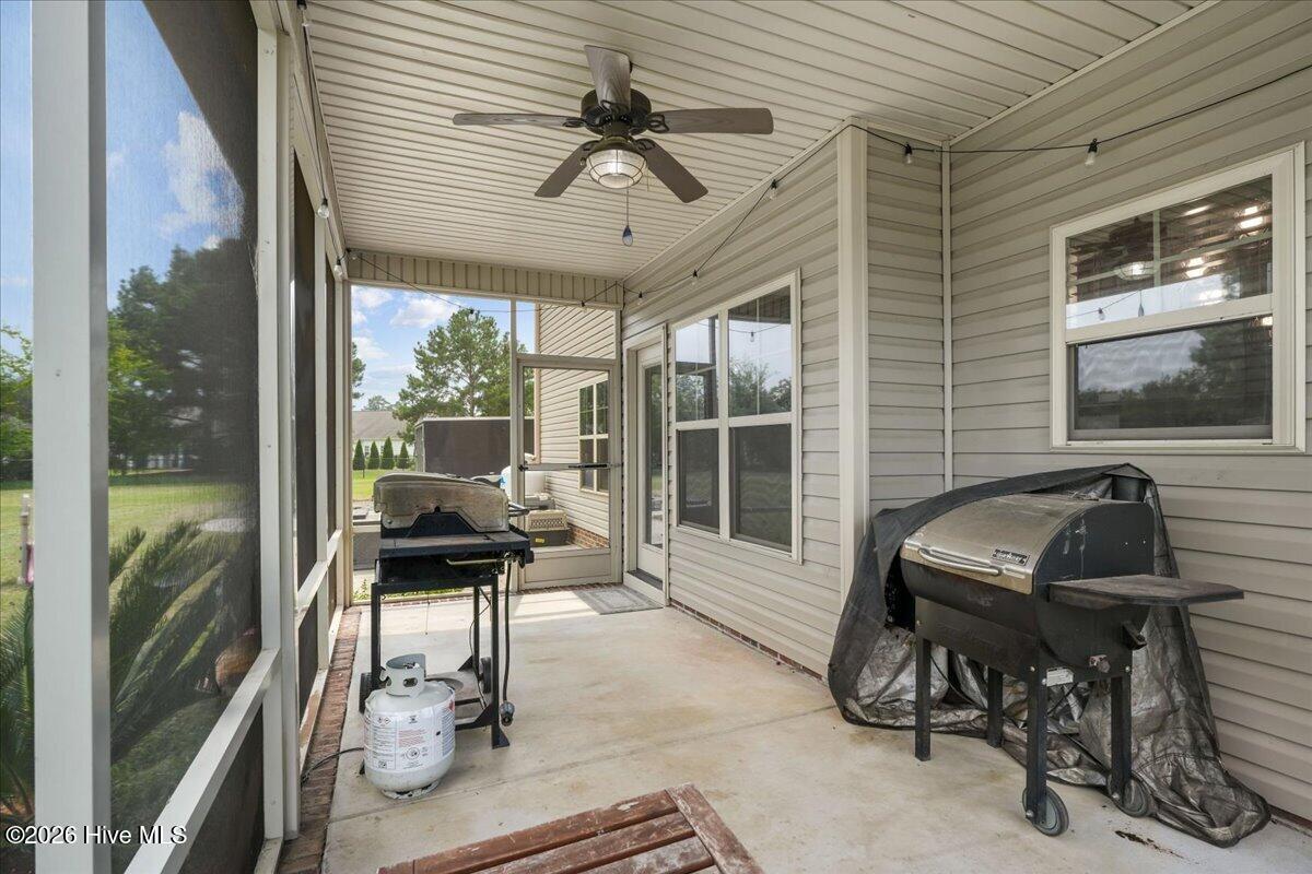 102 Riviera Court Property Photo 21