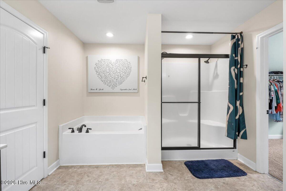 102 Riviera Court Property Photo 35