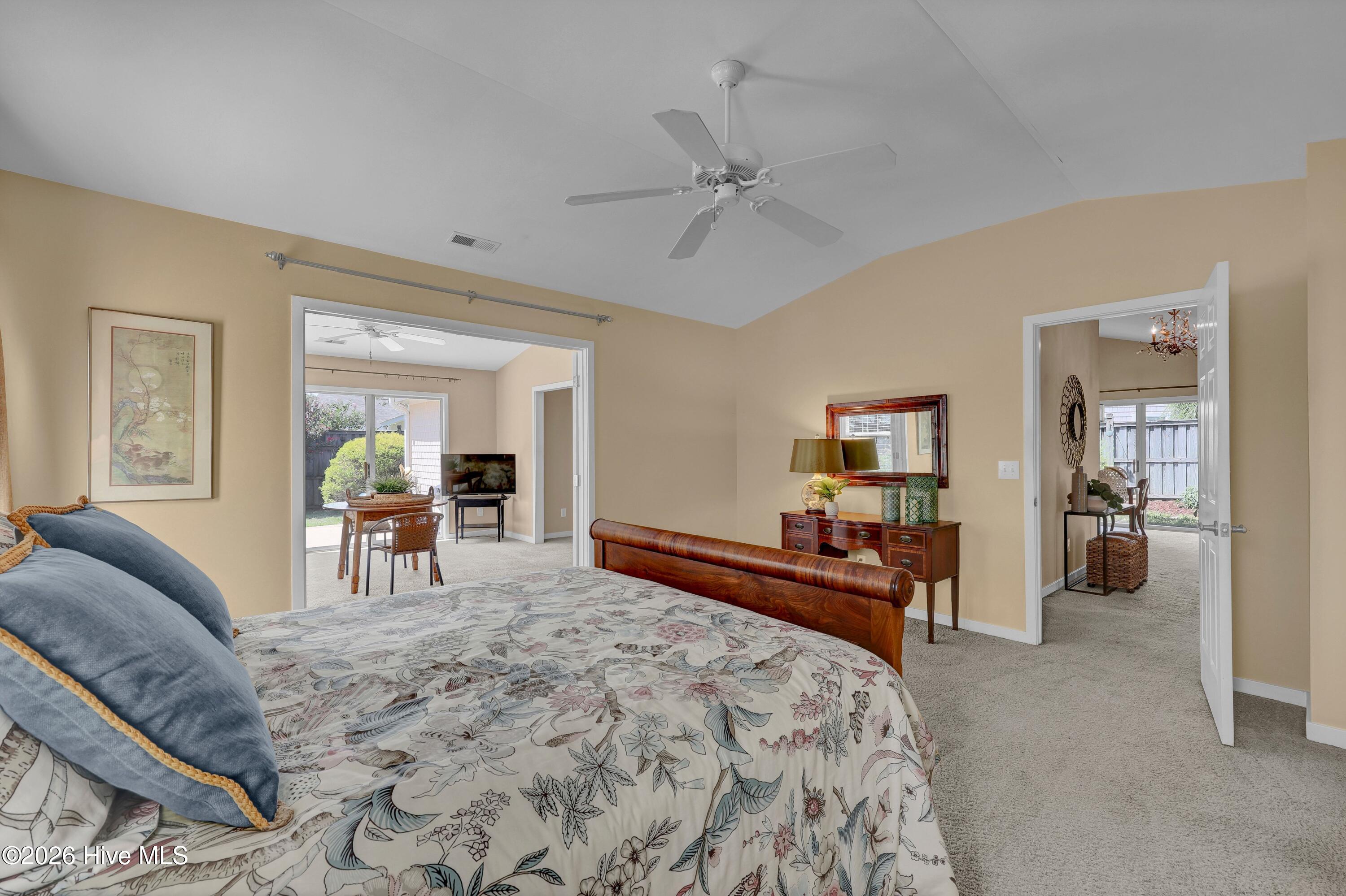 914 Royal Bonnet Drive Property Photo 15