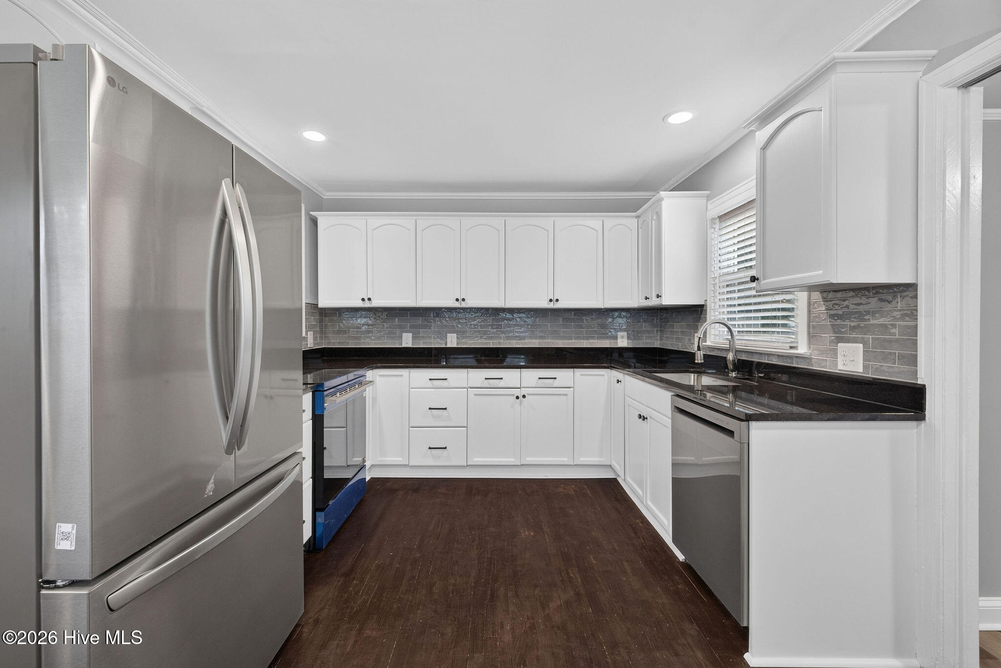 712 Rosemont Avenue Property Photo 14