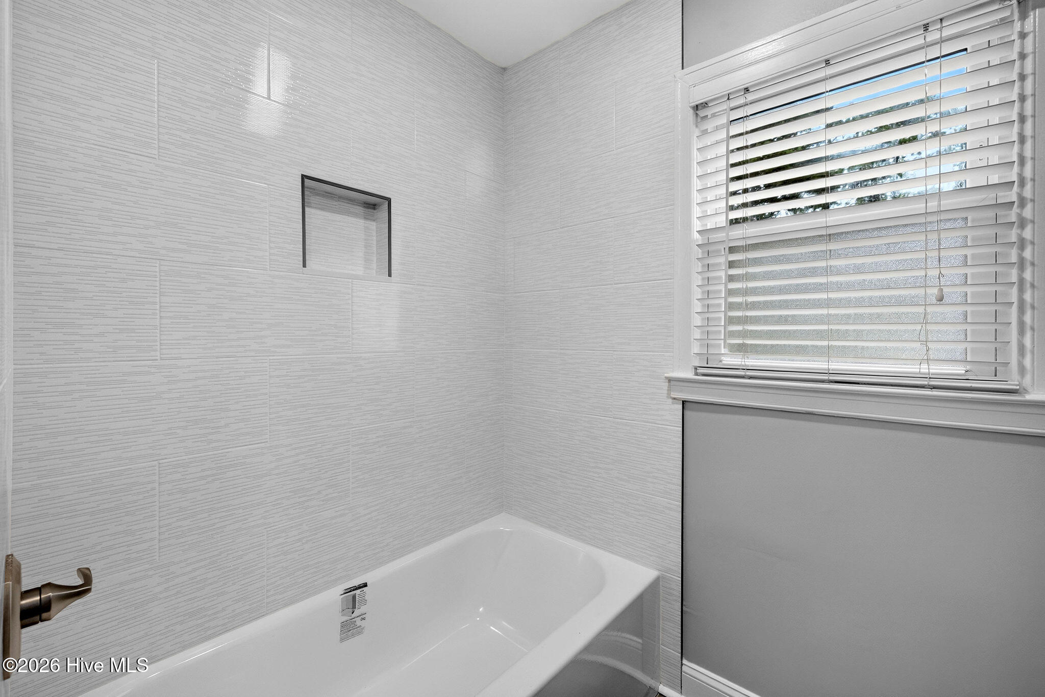 712 Rosemont Avenue Property Photo 22