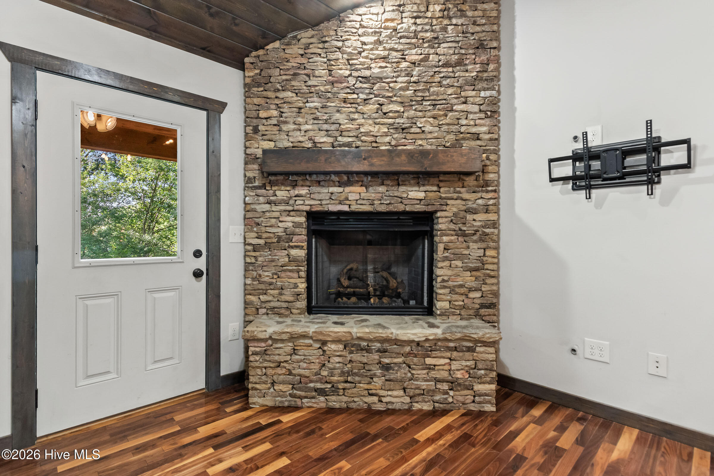 110 Blueberry Hill Property Photo 11