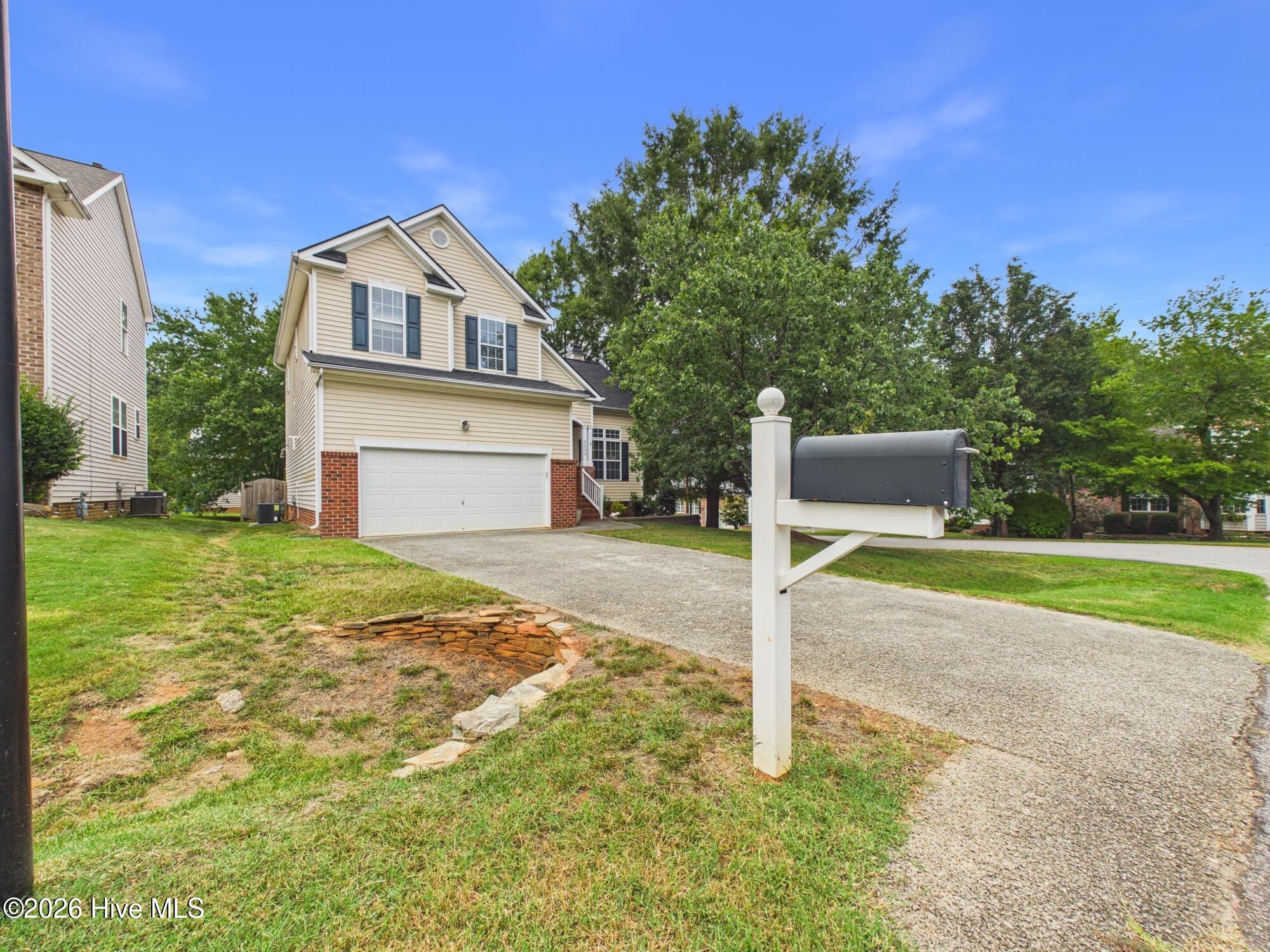 5500 Yates Garden Lane Property Photo 3