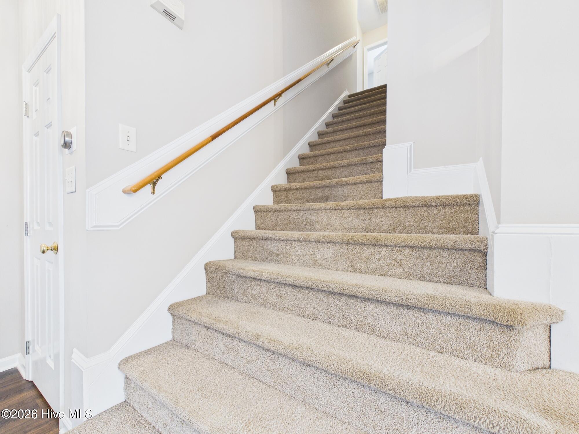 5500 Yates Garden Lane Property Photo 14