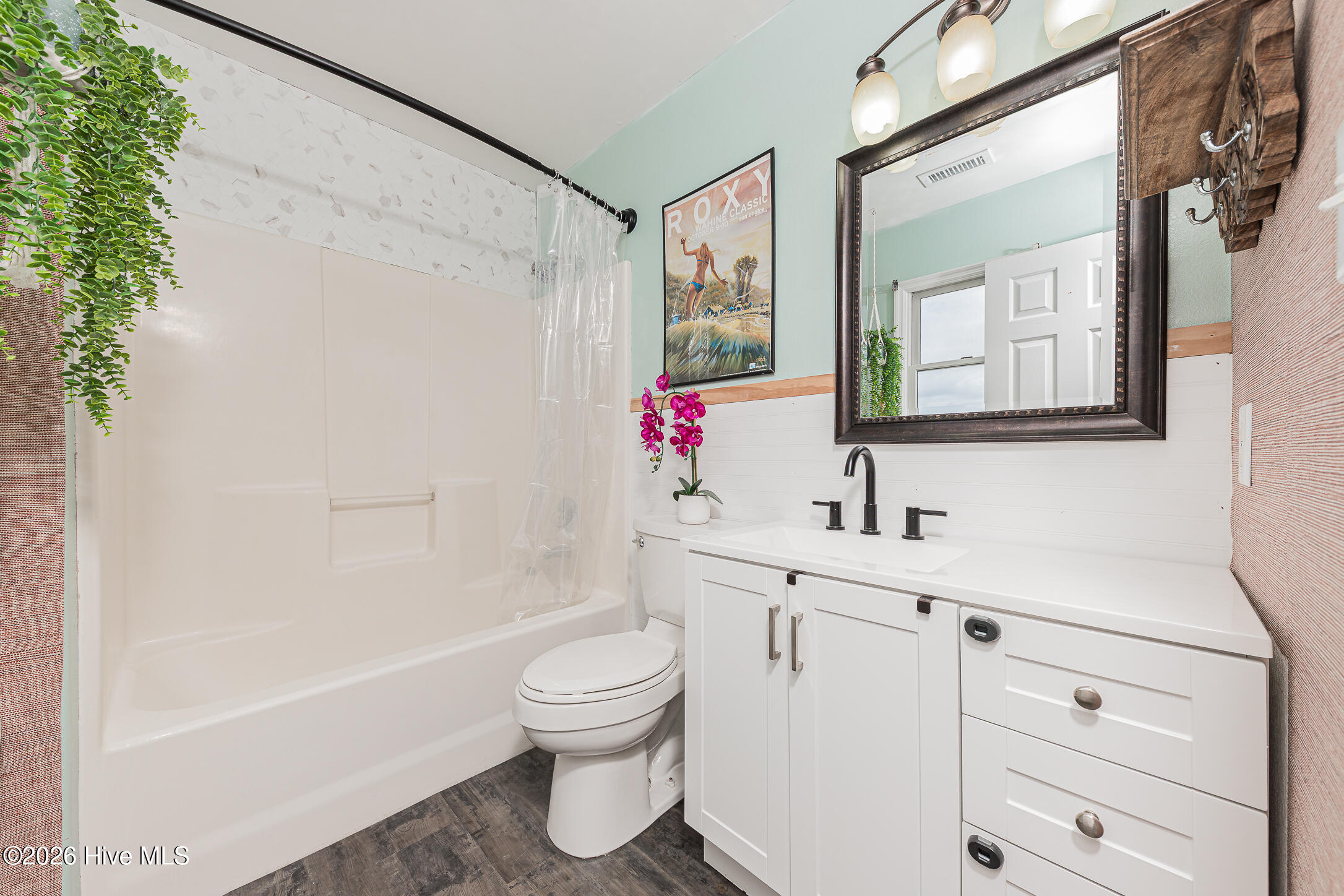 123 Buds Lane Property Photo 15
