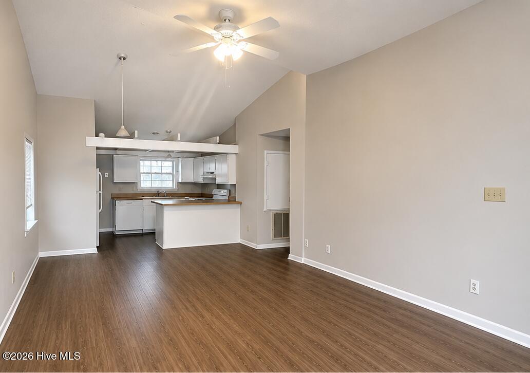 721 Varsity Drive Property Photo 2