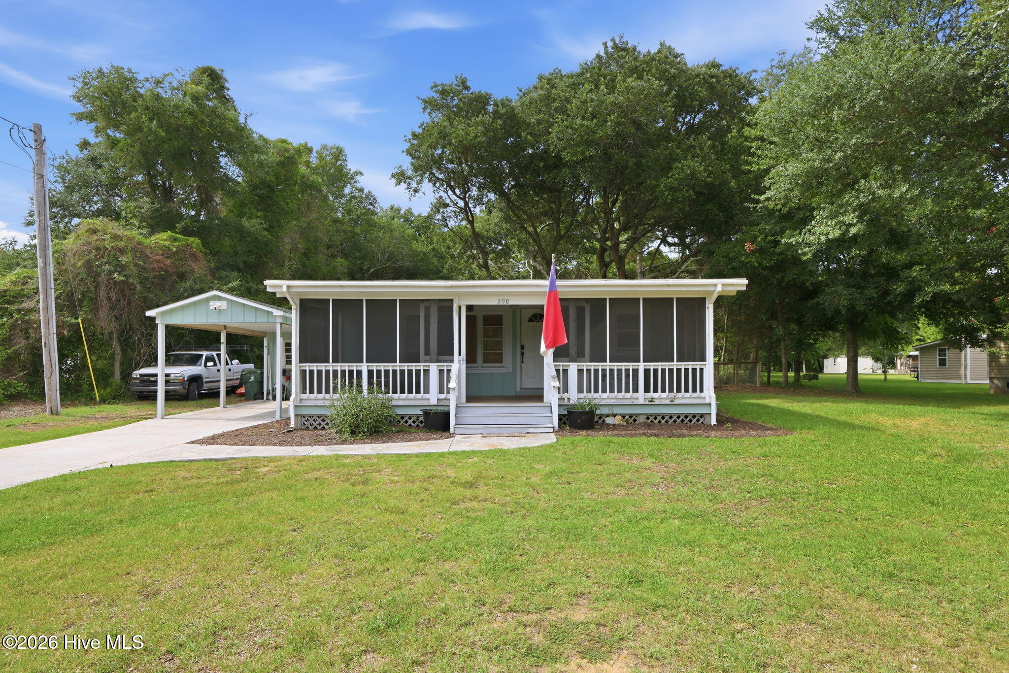 390 Pearson Circle Property Photo 3
