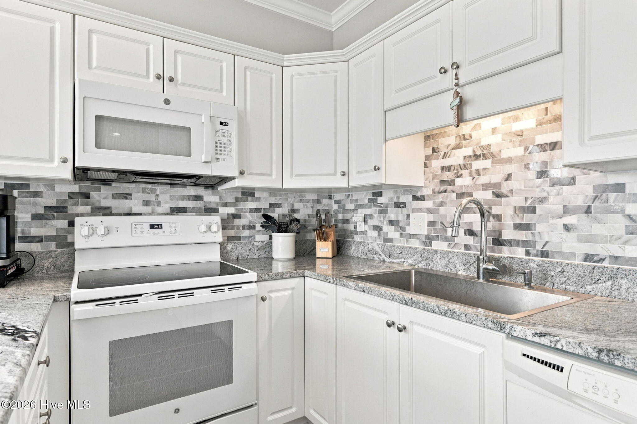 1701 Salter Path Road J304 Property Photo 13