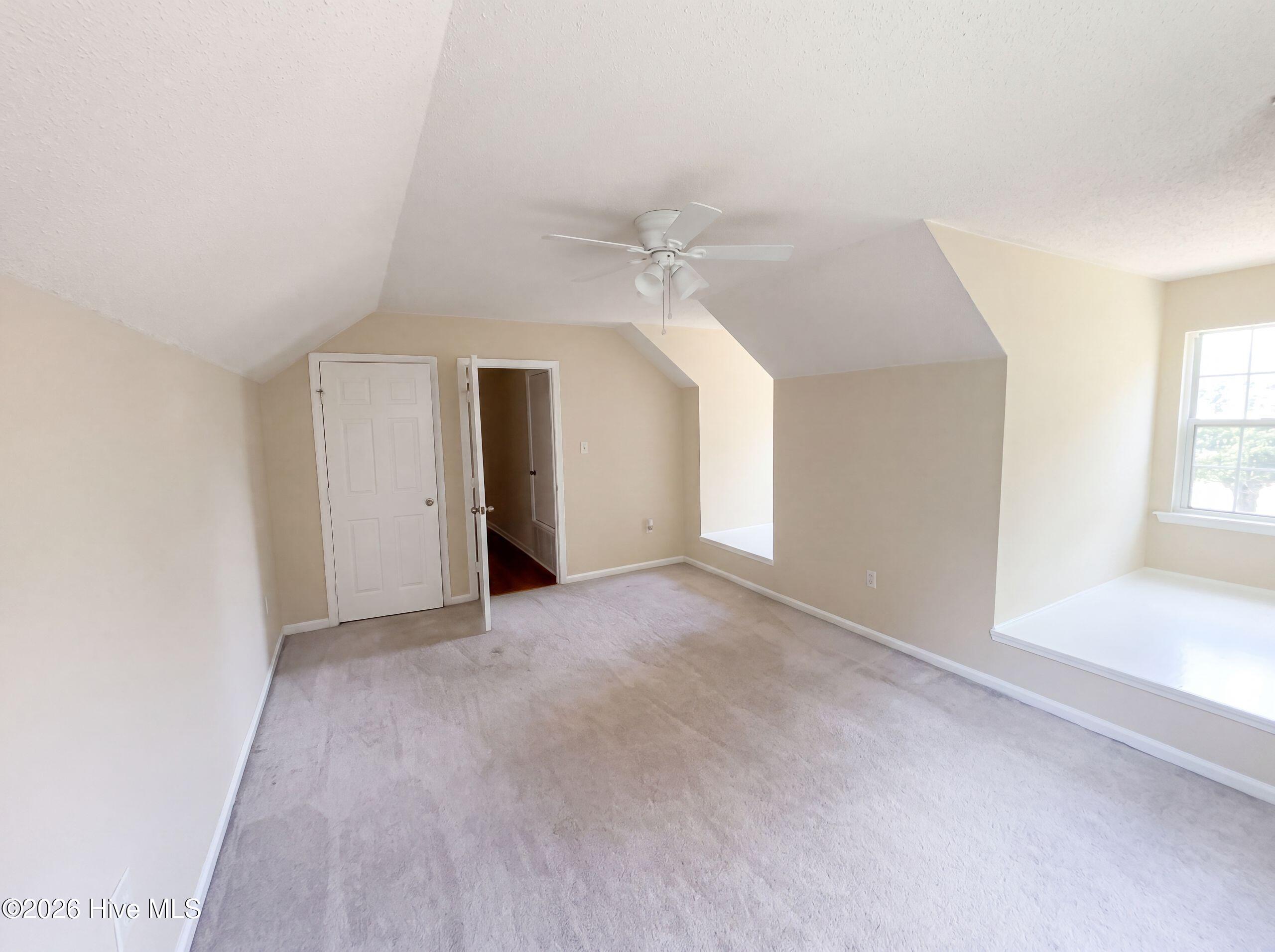 101 Settlement Way Property Photo 11