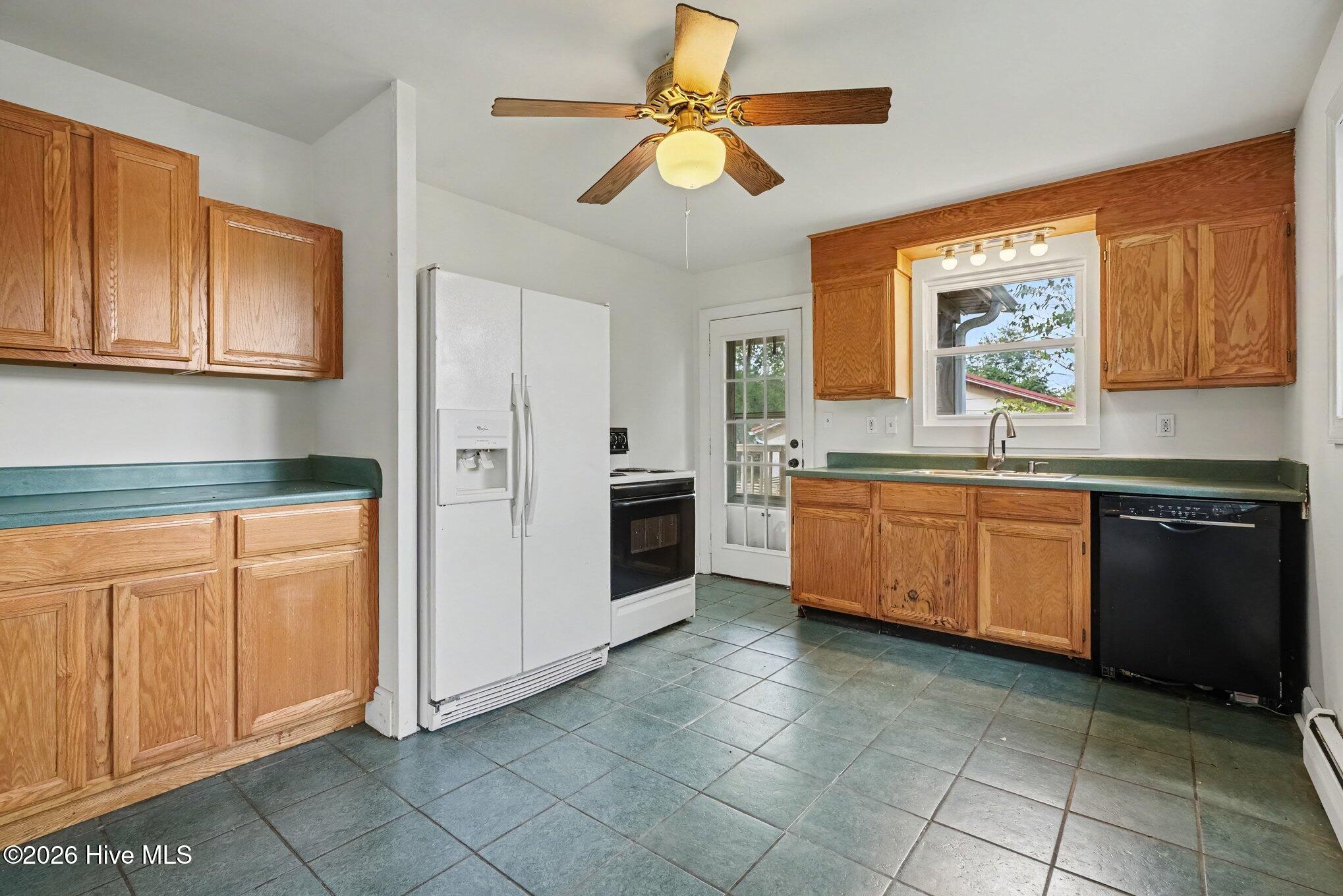 169 Montview Circle Property Photo 2