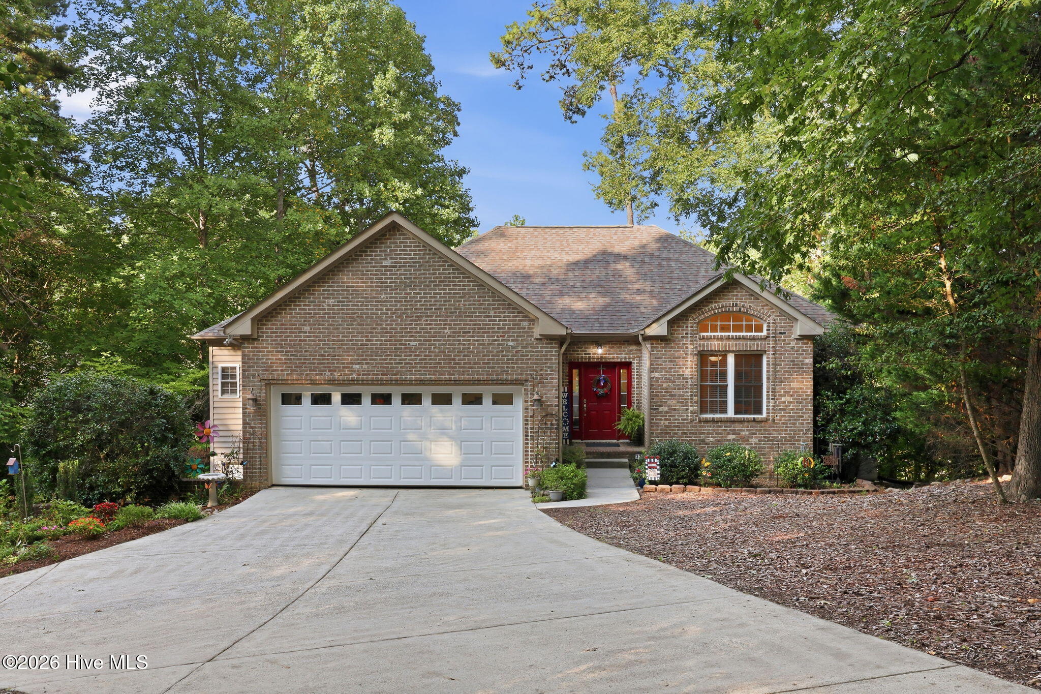 3233 Leicester Circle Property Photo 1