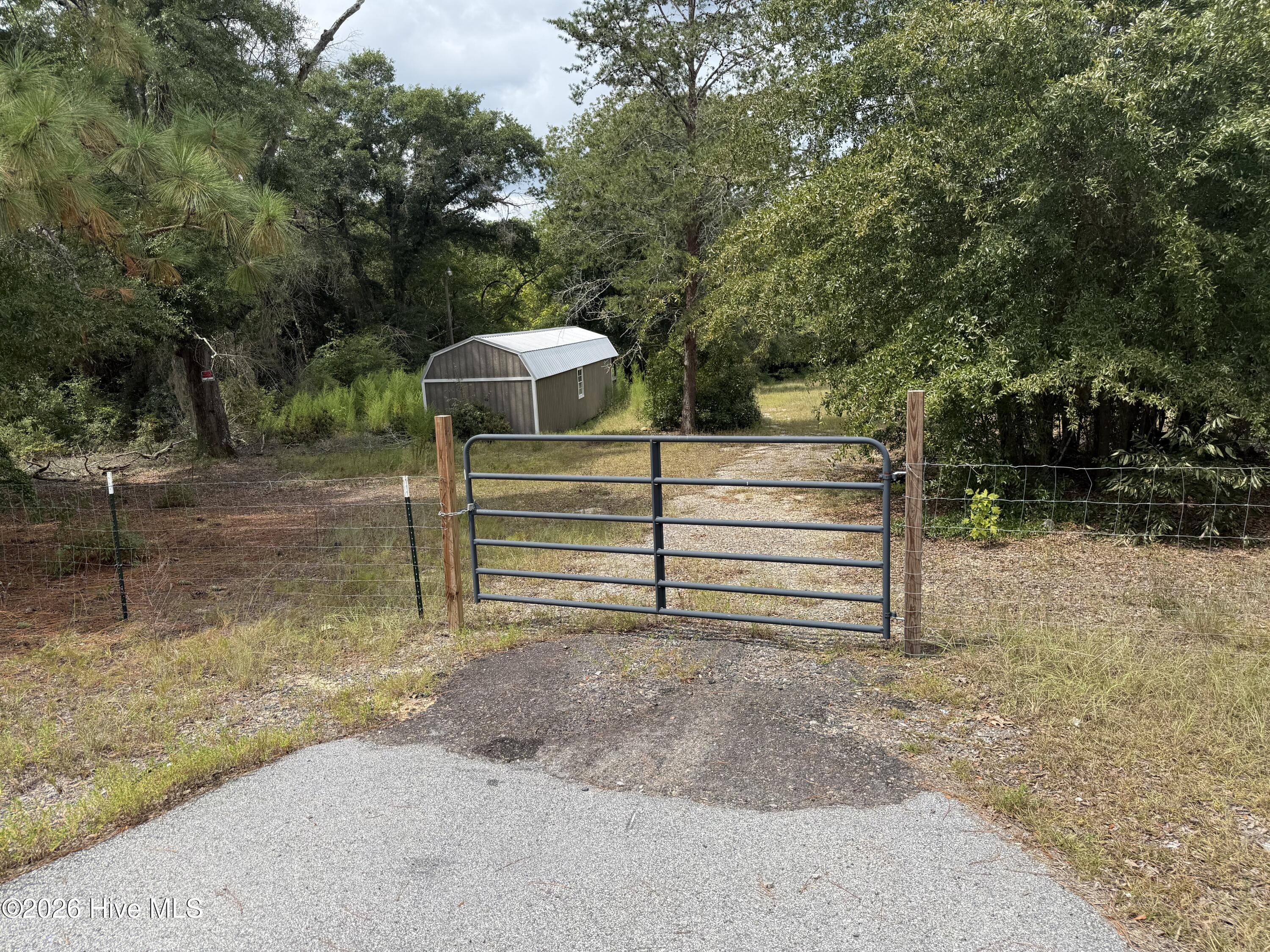 324 Goodman Road Property Photo 10