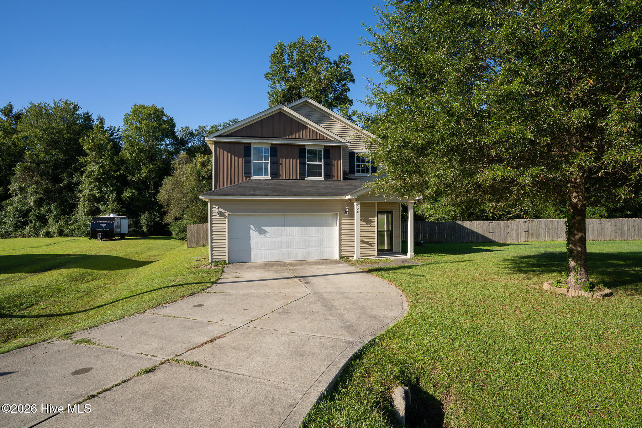 528 Shelmore Lane Property Photo 3