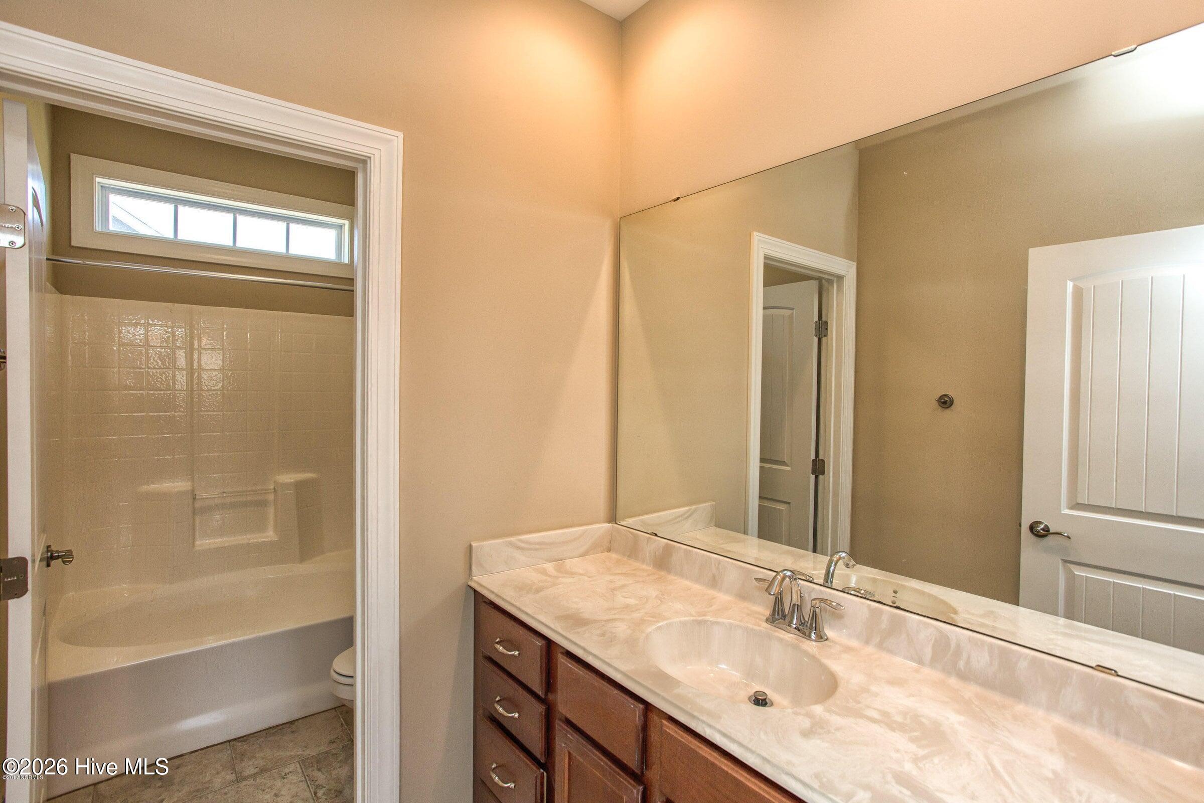 6005 Tarin Road Property Photo 6