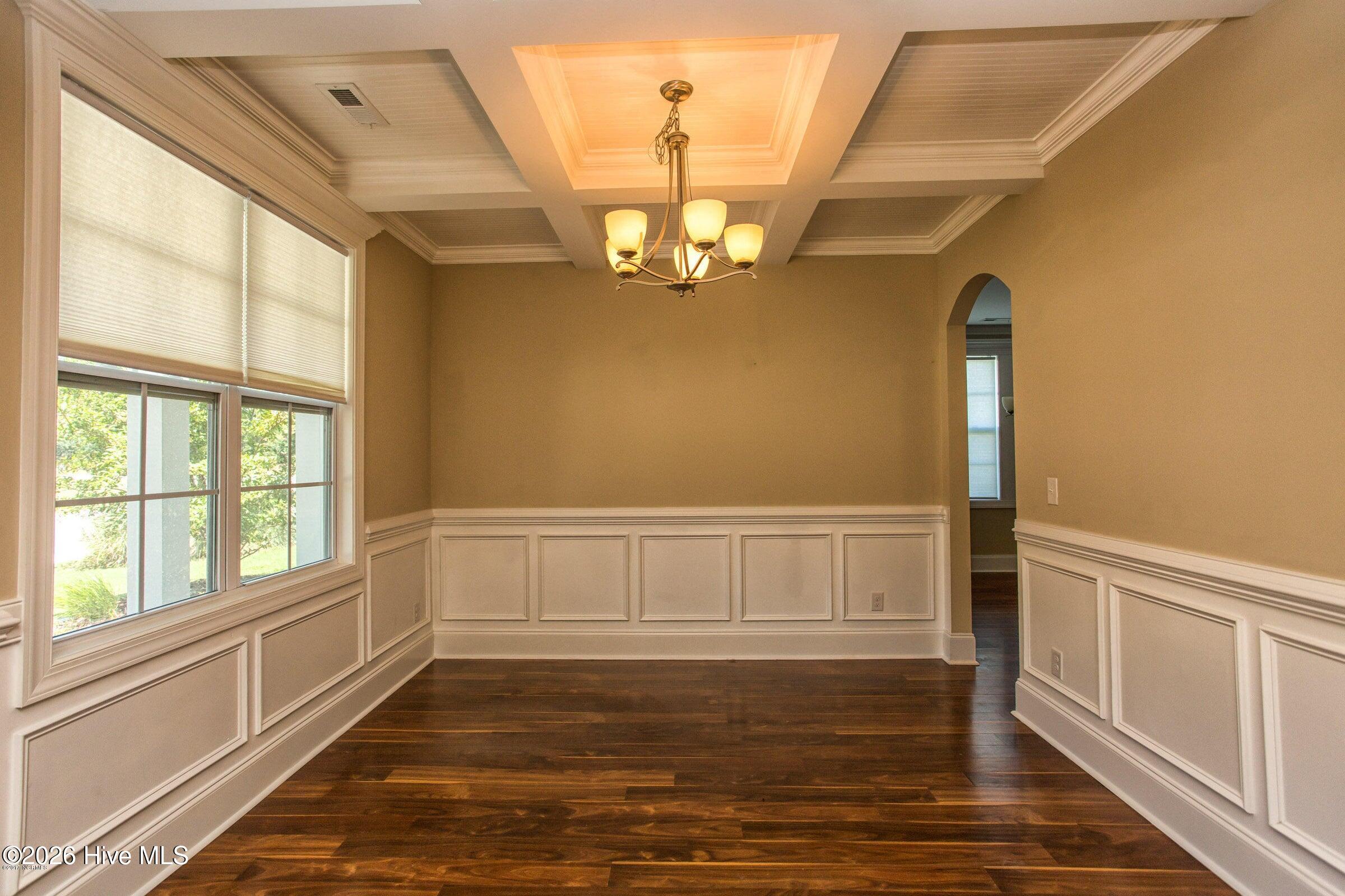 6005 Tarin Road Property Photo 6