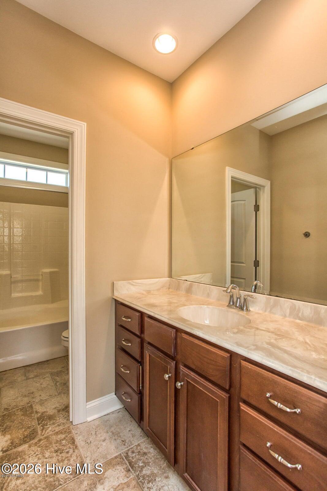 6005 Tarin Road Property Photo 7
