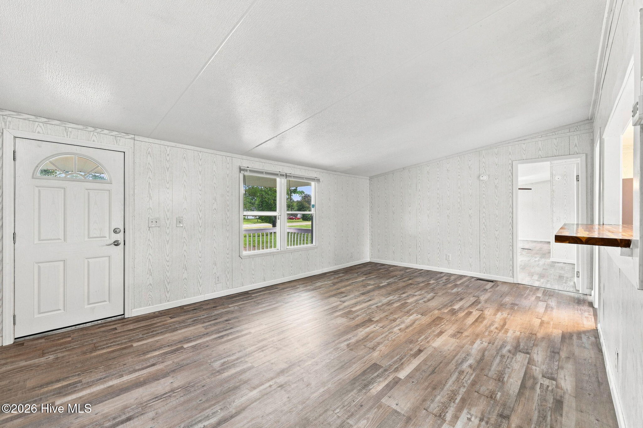 141 Woodview Lane Property Photo 12