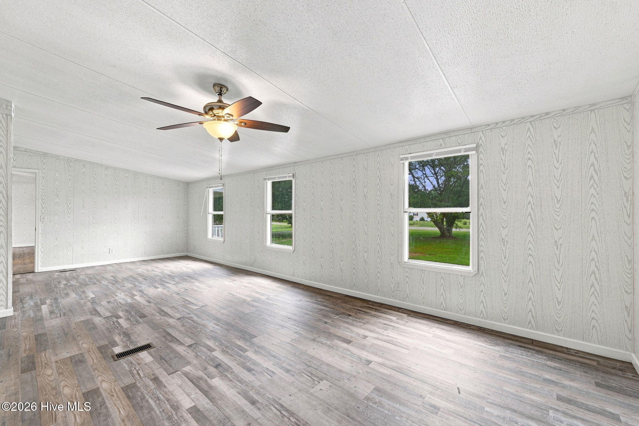 141 Woodview Lane Property Photo 15