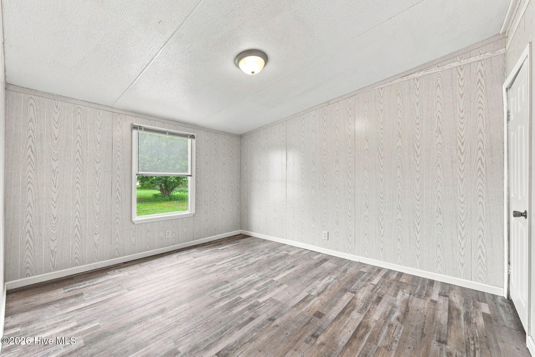 141 Woodview Lane Property Photo 21