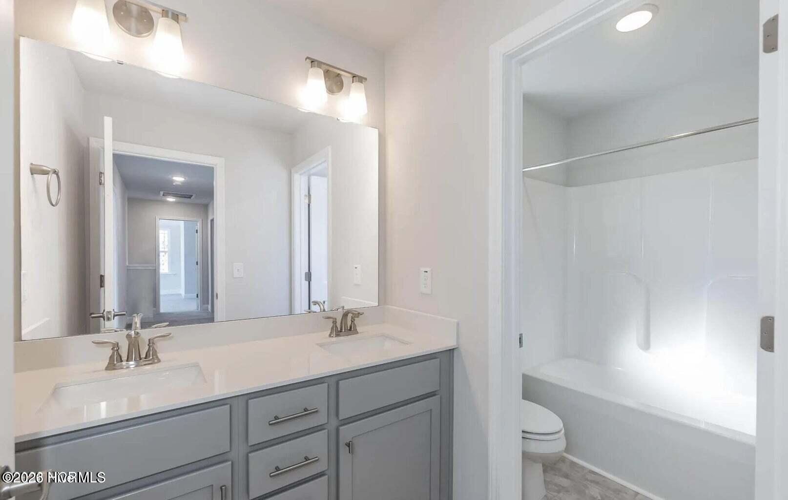 900 Harbour Pointe Drive Fh070 Property Photo 9