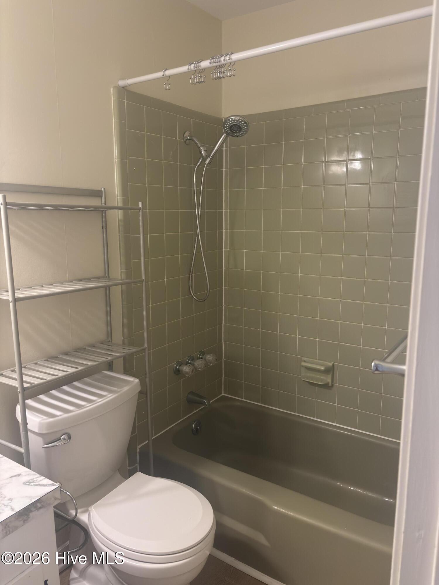 109 Chowan Road Property Photo 4