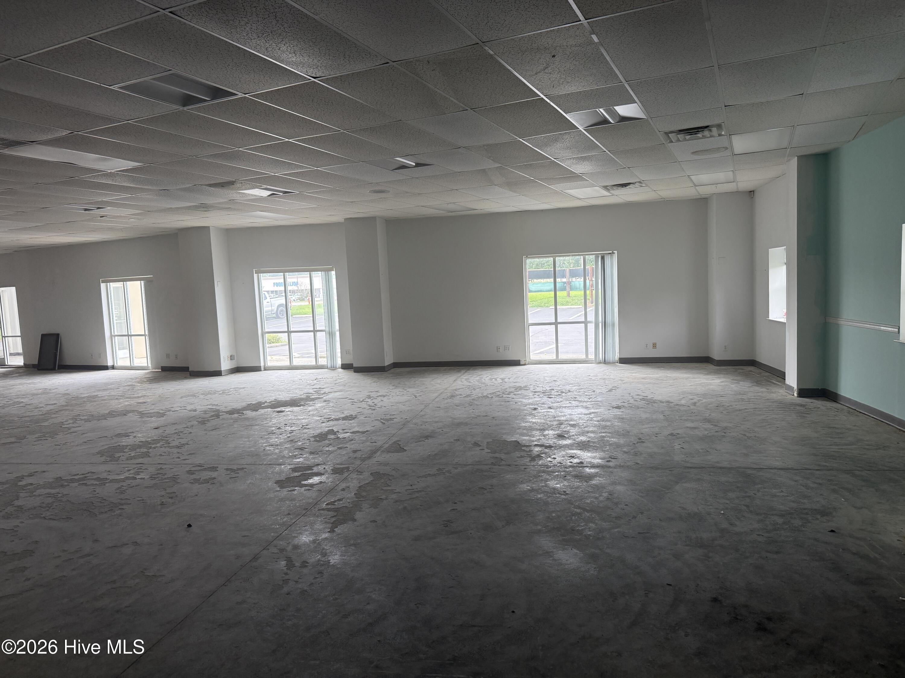 1385 John Small Avenue Property Photo 12