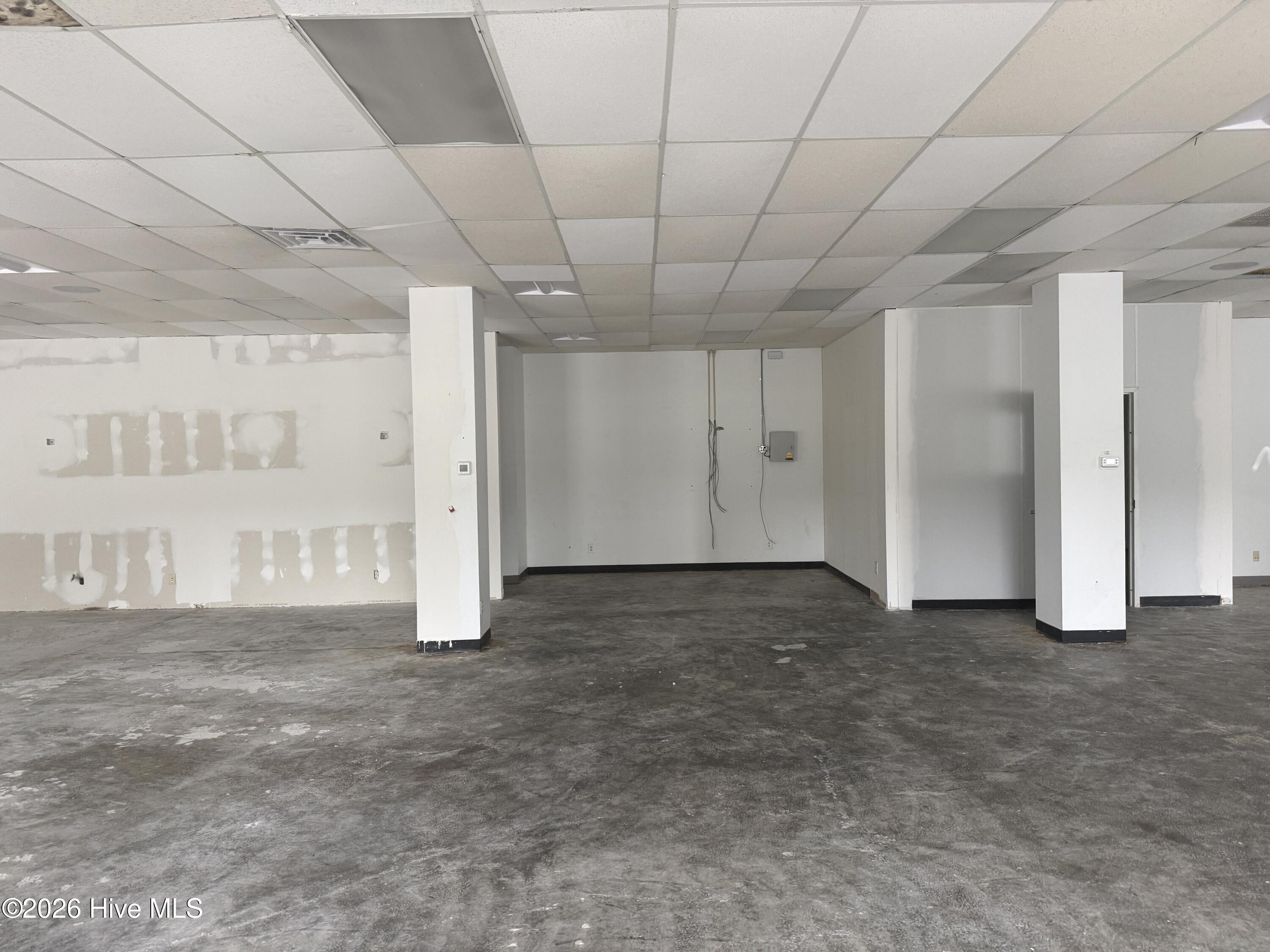 1385 John Small Avenue Property Photo 14