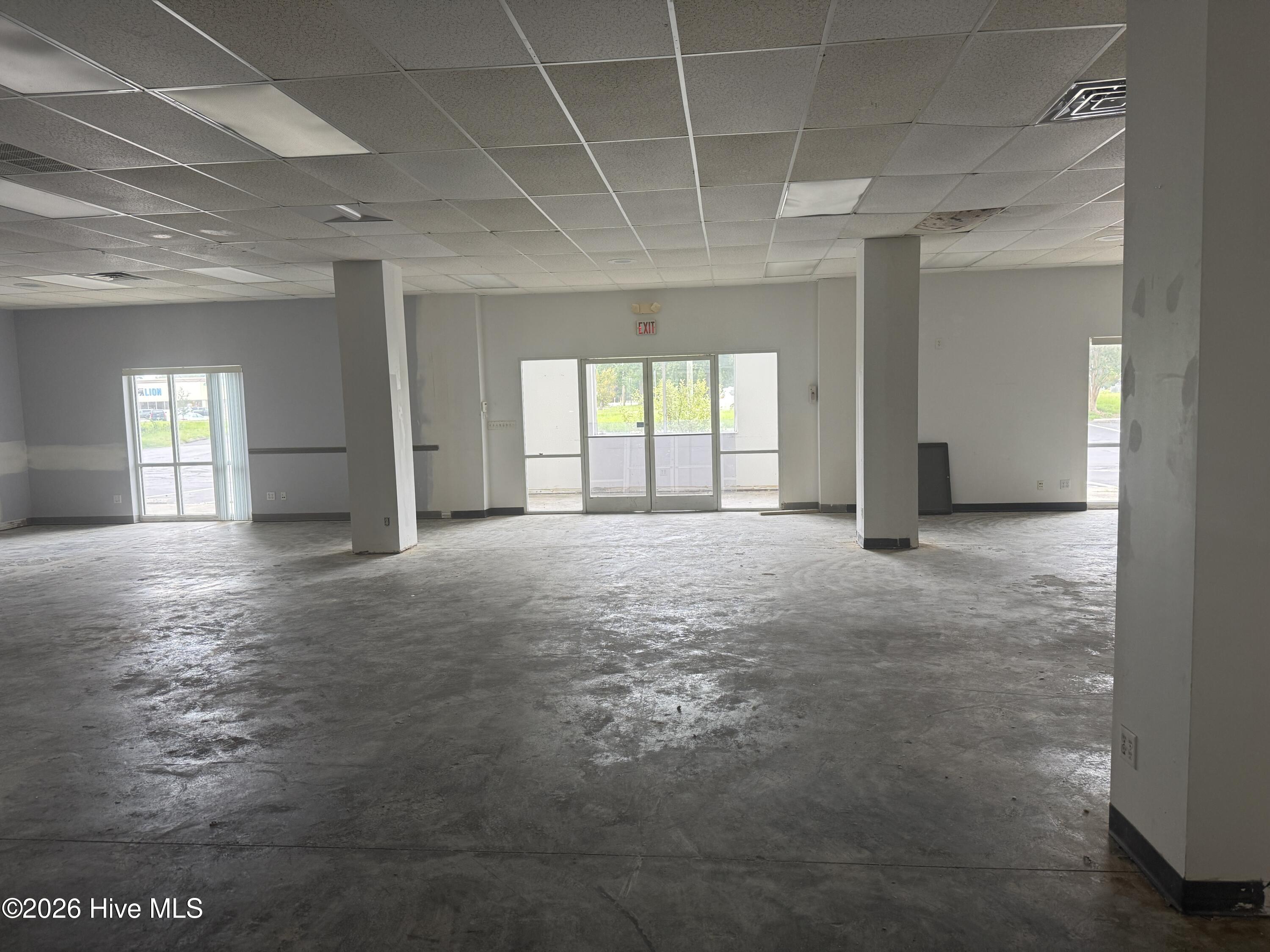 1385 John Small Avenue Property Photo 16
