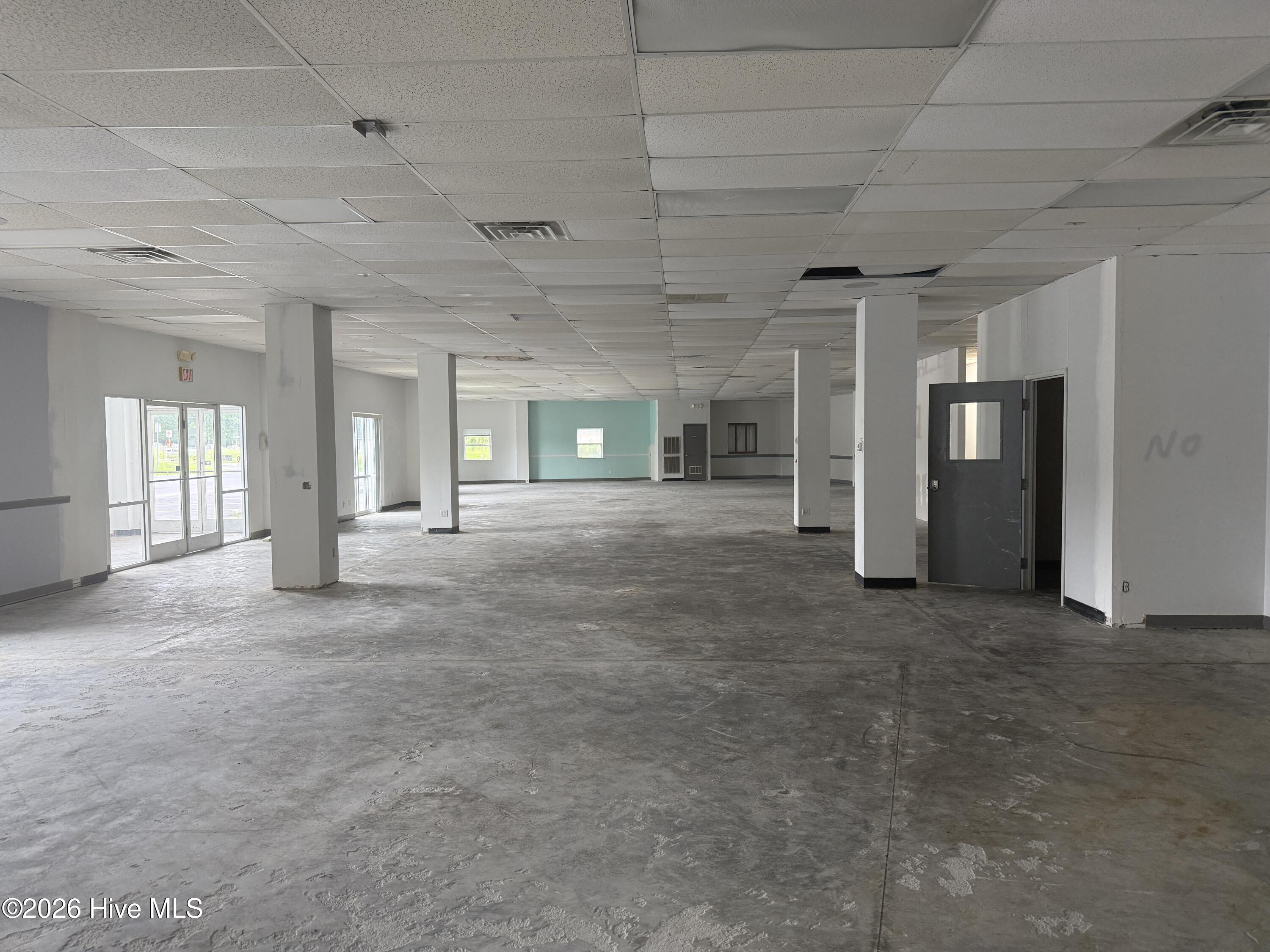 1385 John Small Avenue Property Photo 19
