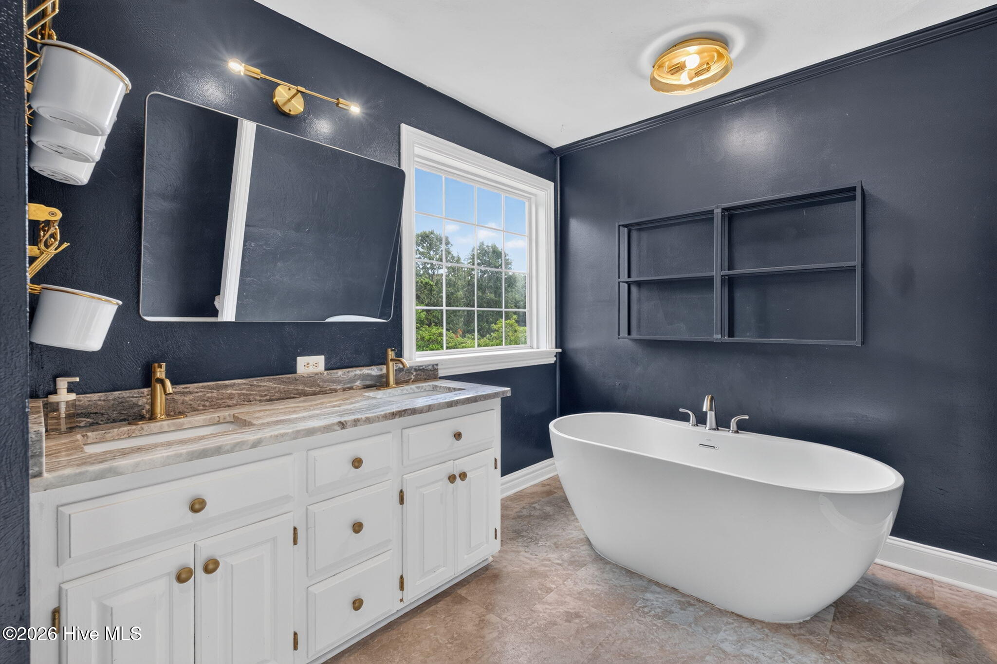 101 Tabby Street Property Photo 40