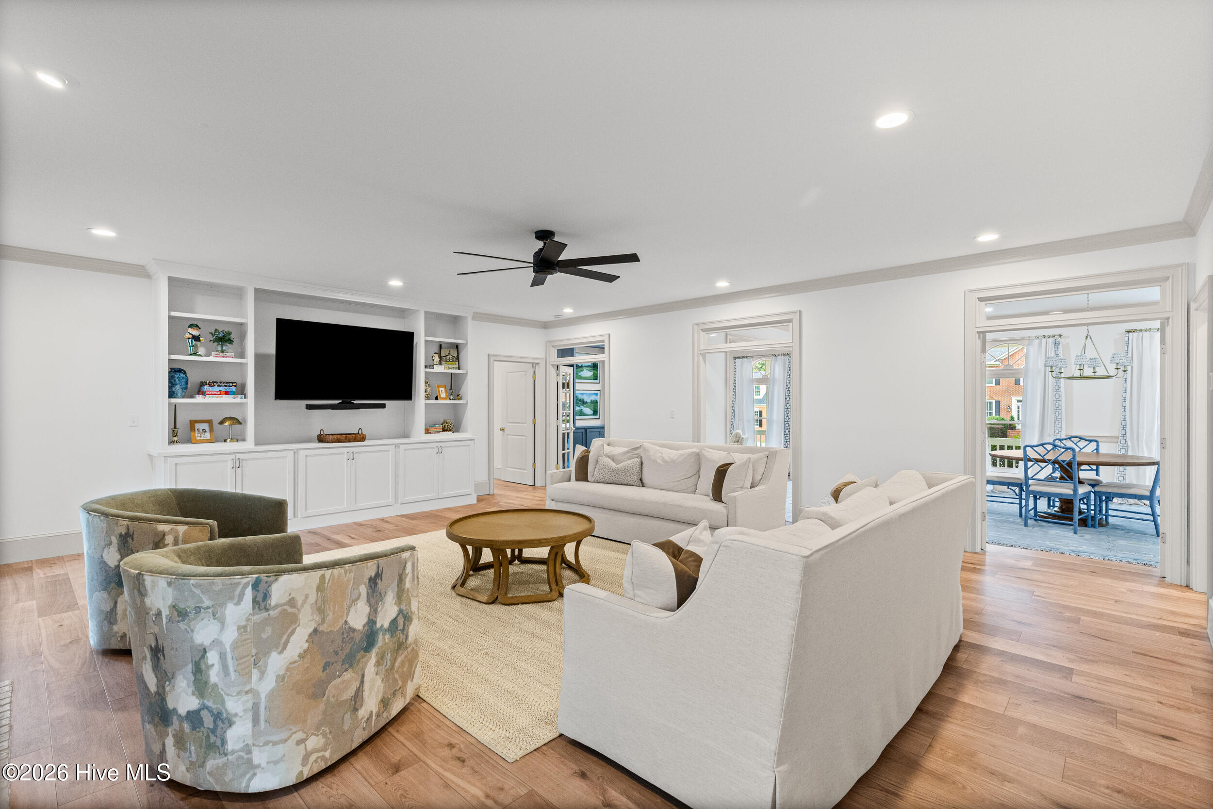 3810 Inverness Way Property Photo 11