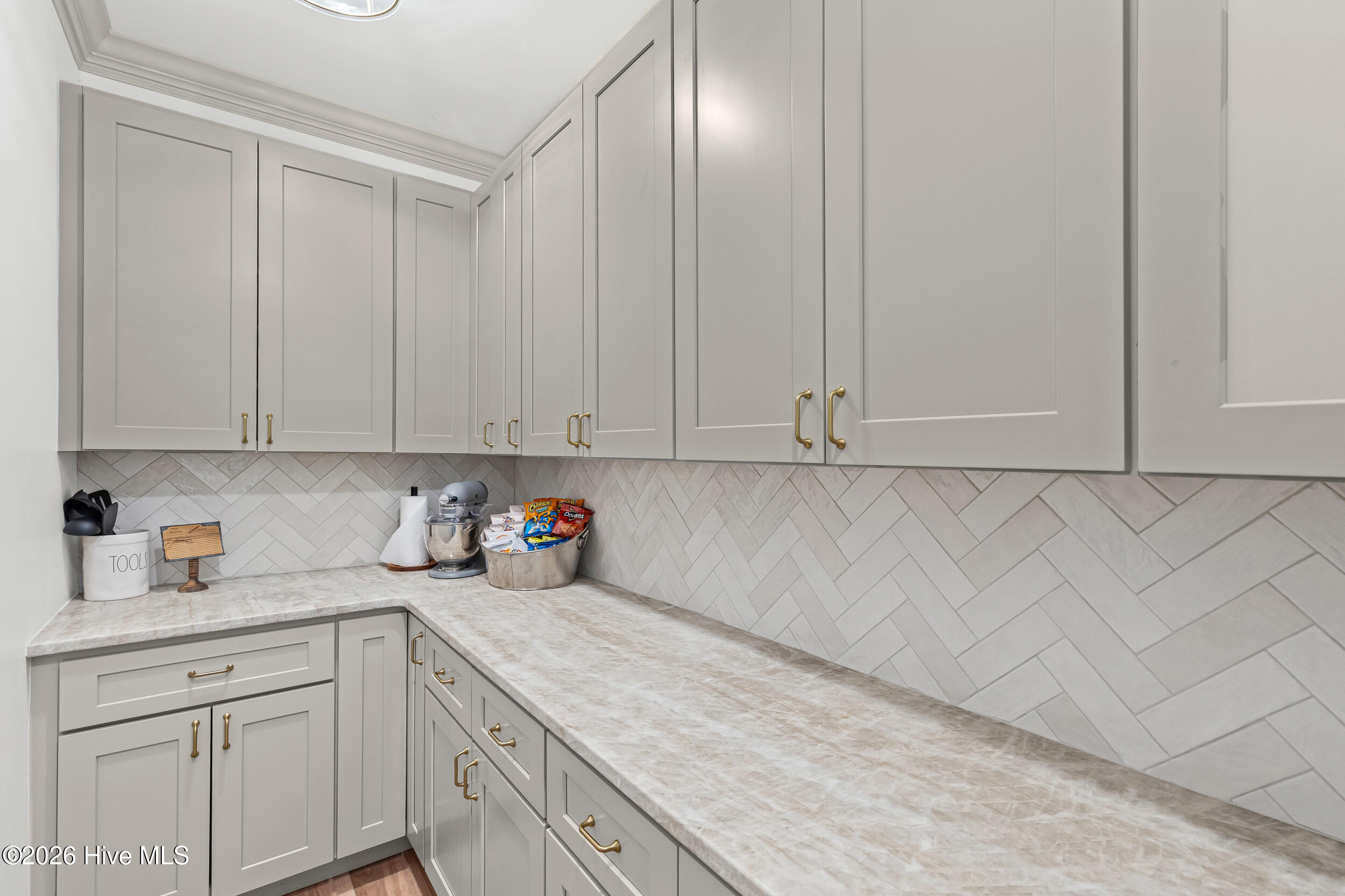 3810 Inverness Way Property Photo 20