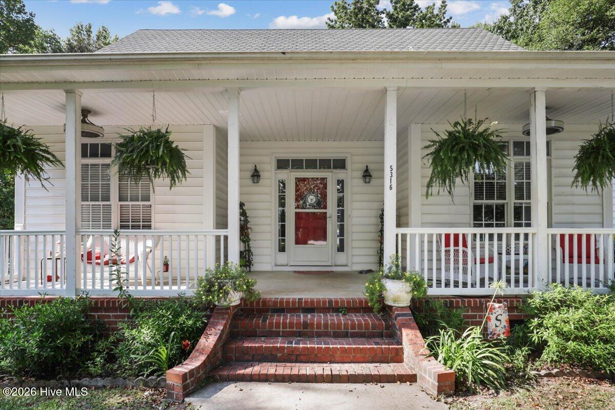 5316 Pebble Creek Circle Property Photo 4