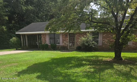 808 Weaver Drive Property Photo 1