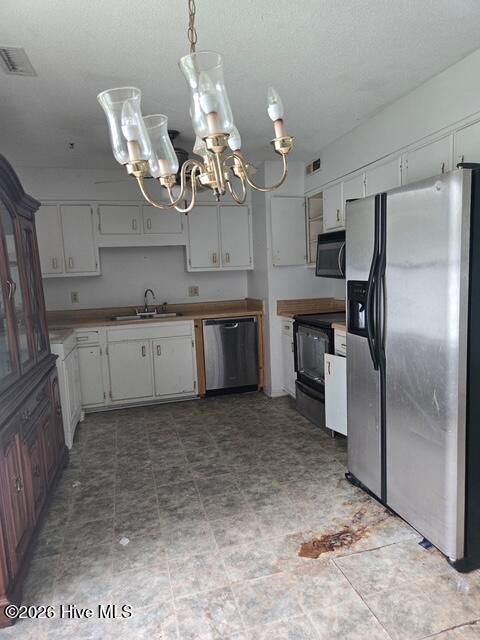 808 Weaver Drive Property Photo 2