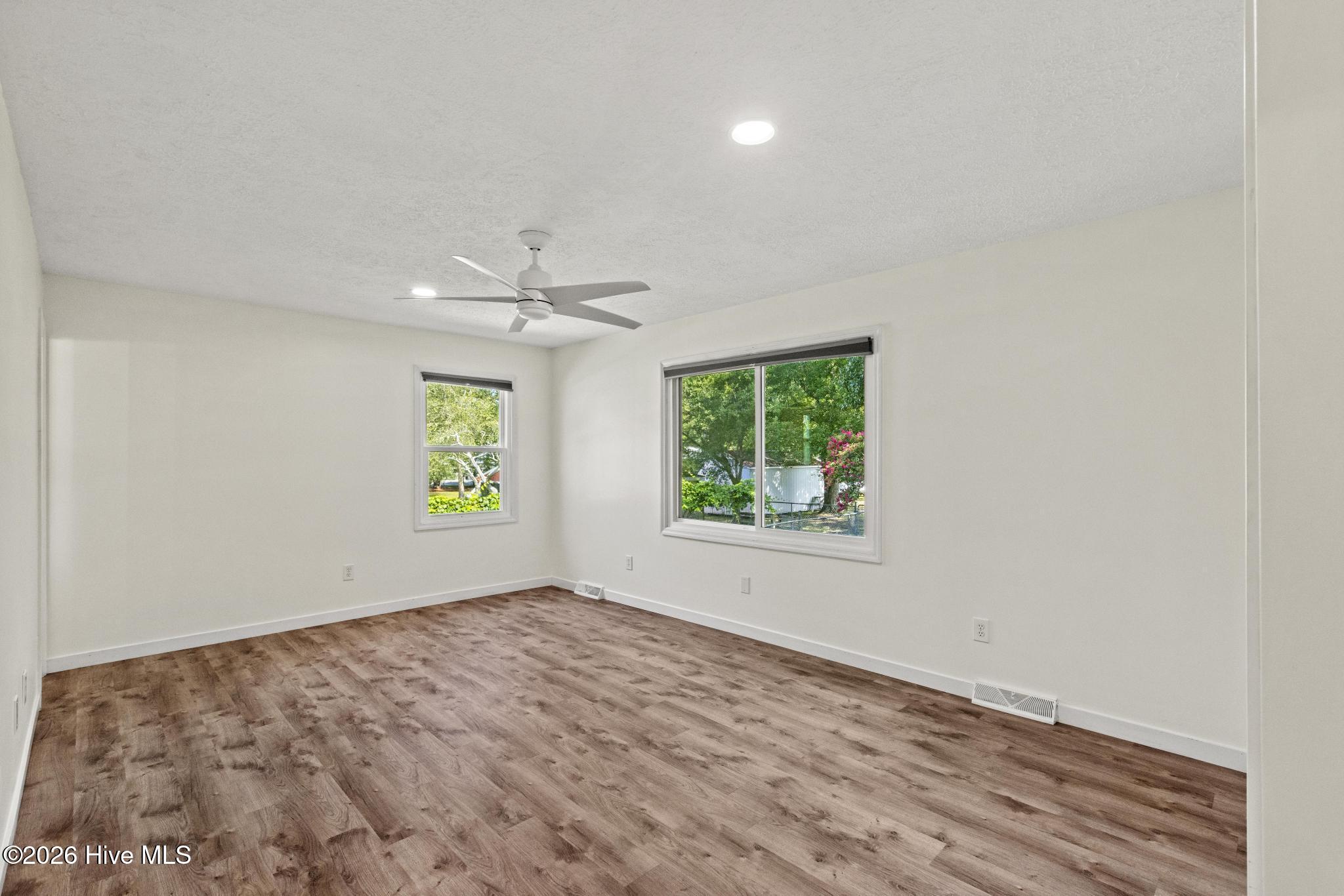 1815 Watts Landing Road Property Photo 2