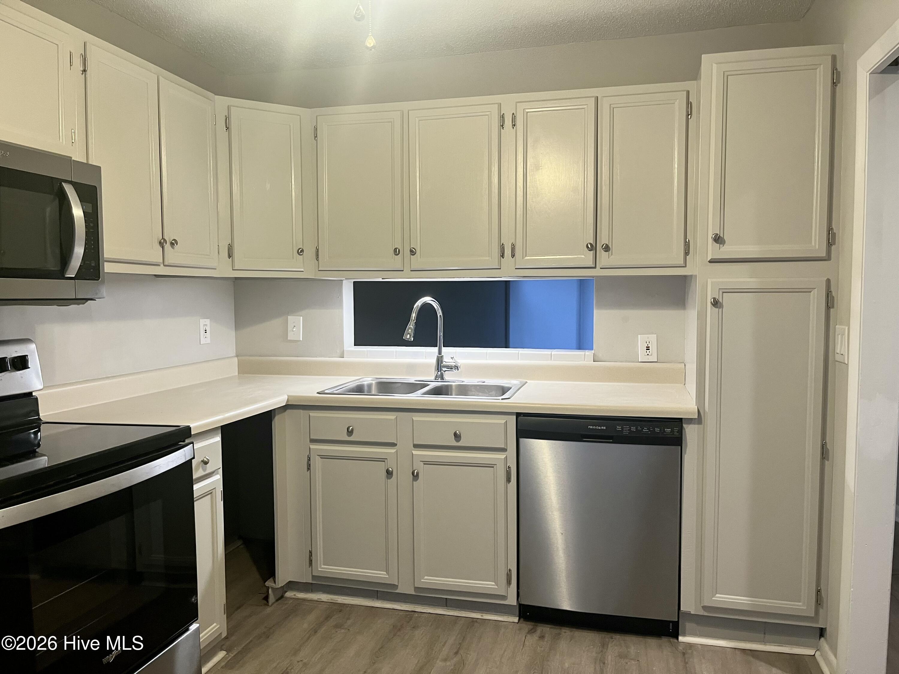 138 Mallards Cove Property Photo 8